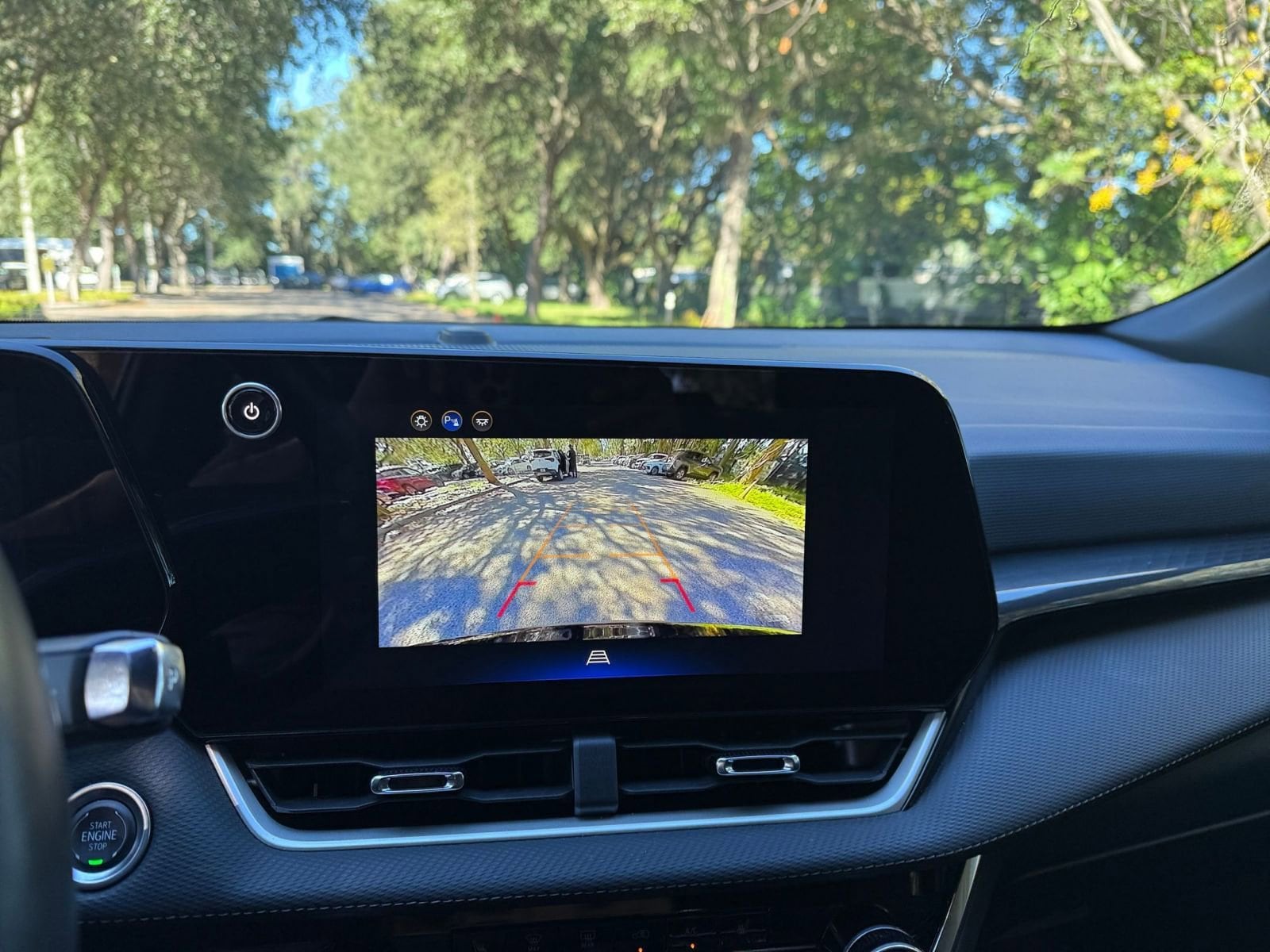 Thumbnail: 2025 Chevrolet Equinox - 17