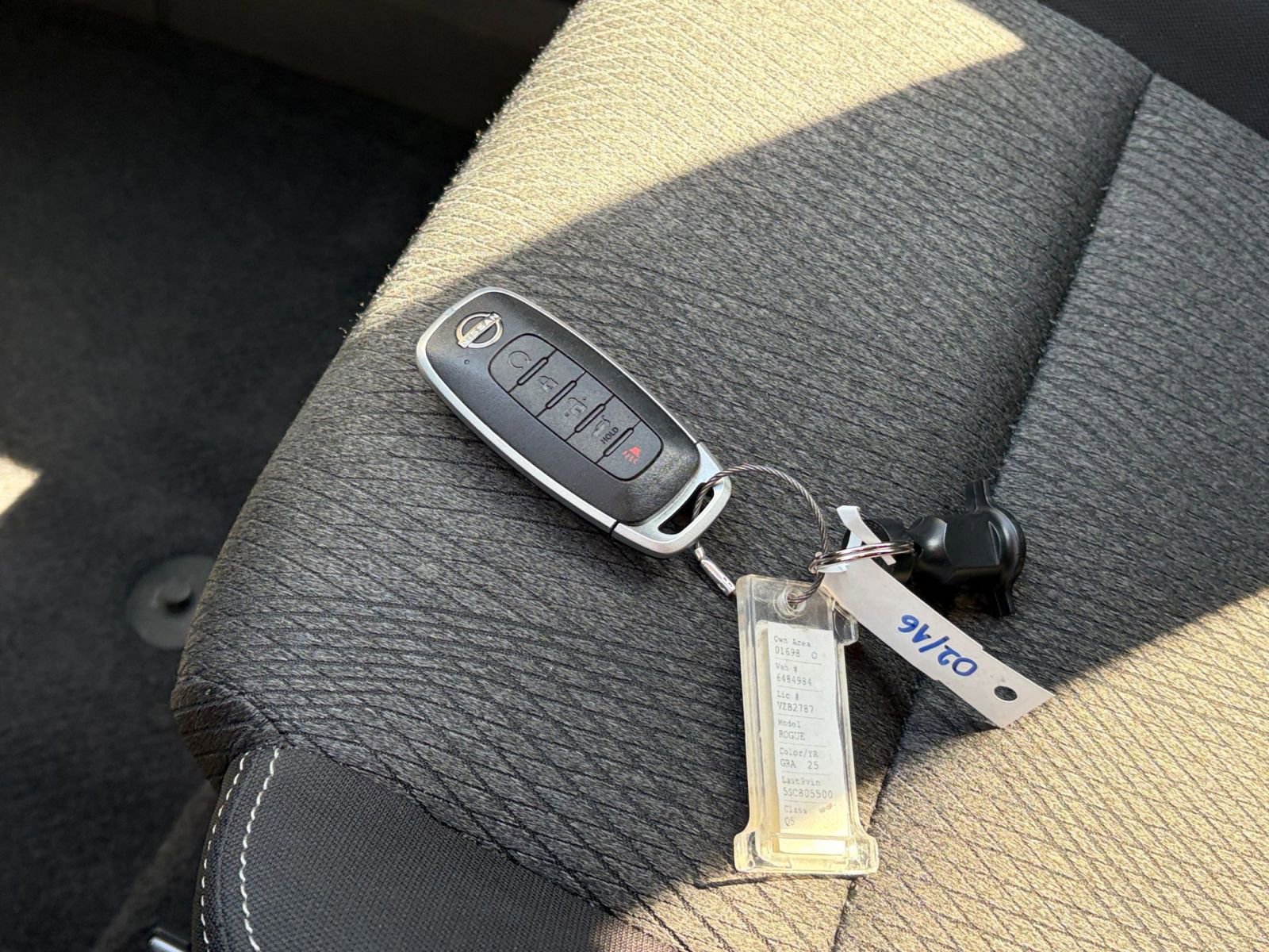 Thumbnail: 2025 Nissan Rogue - 20