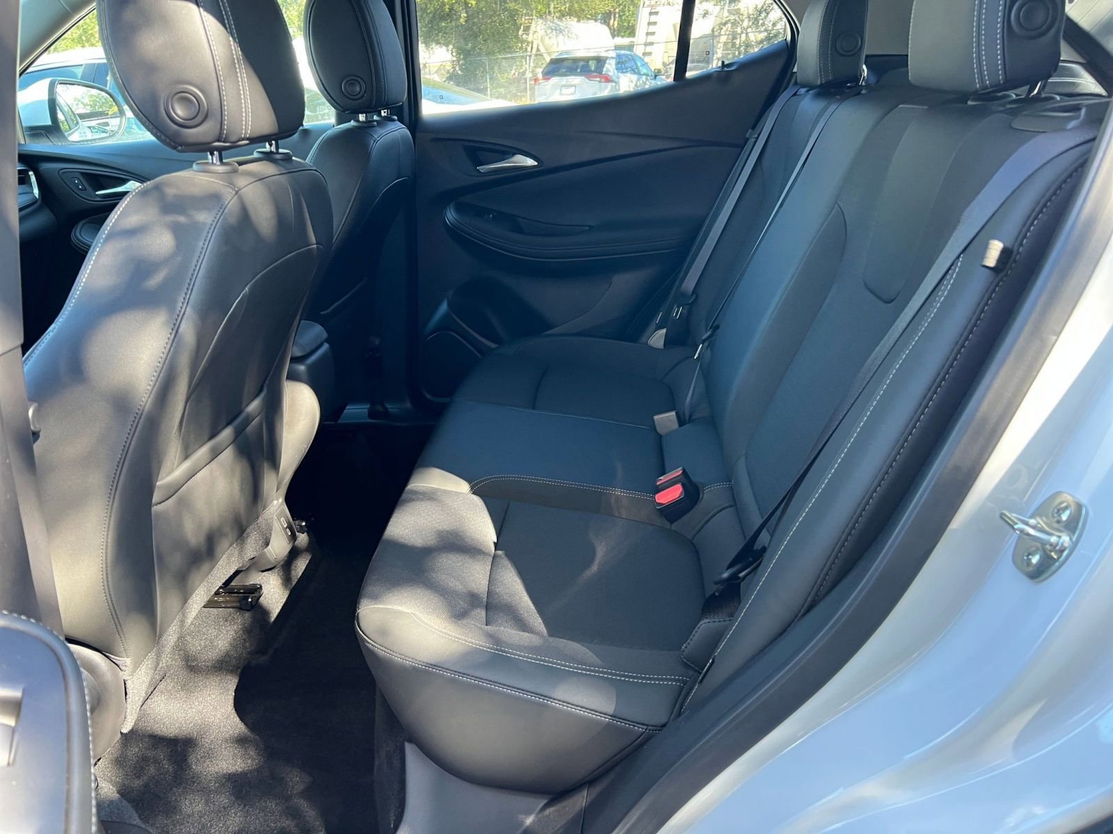 Thumbnail: 2025 Buick Encore GX - 33