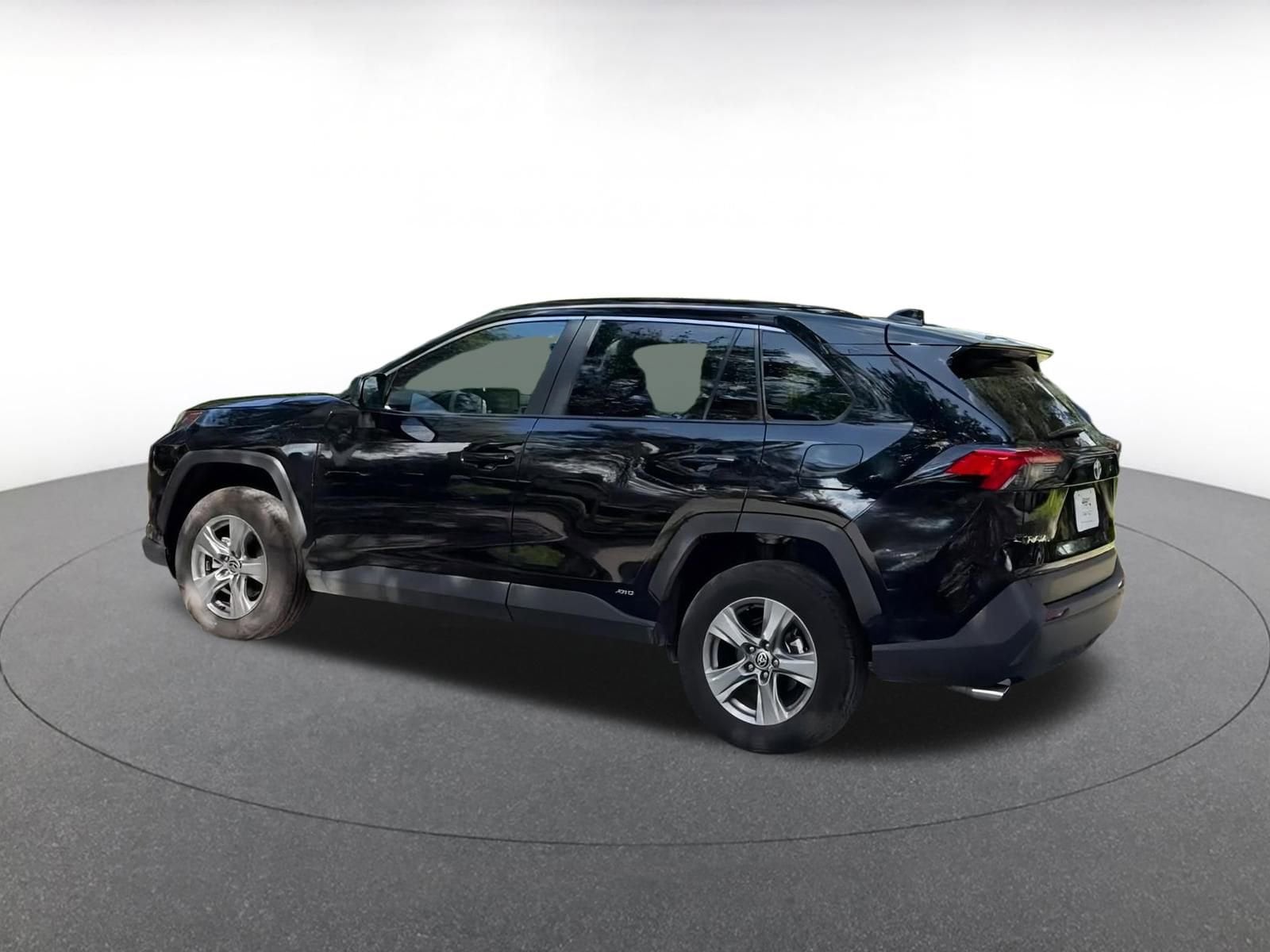 Thumbnail: 2025 Toyota RAV4 - 10