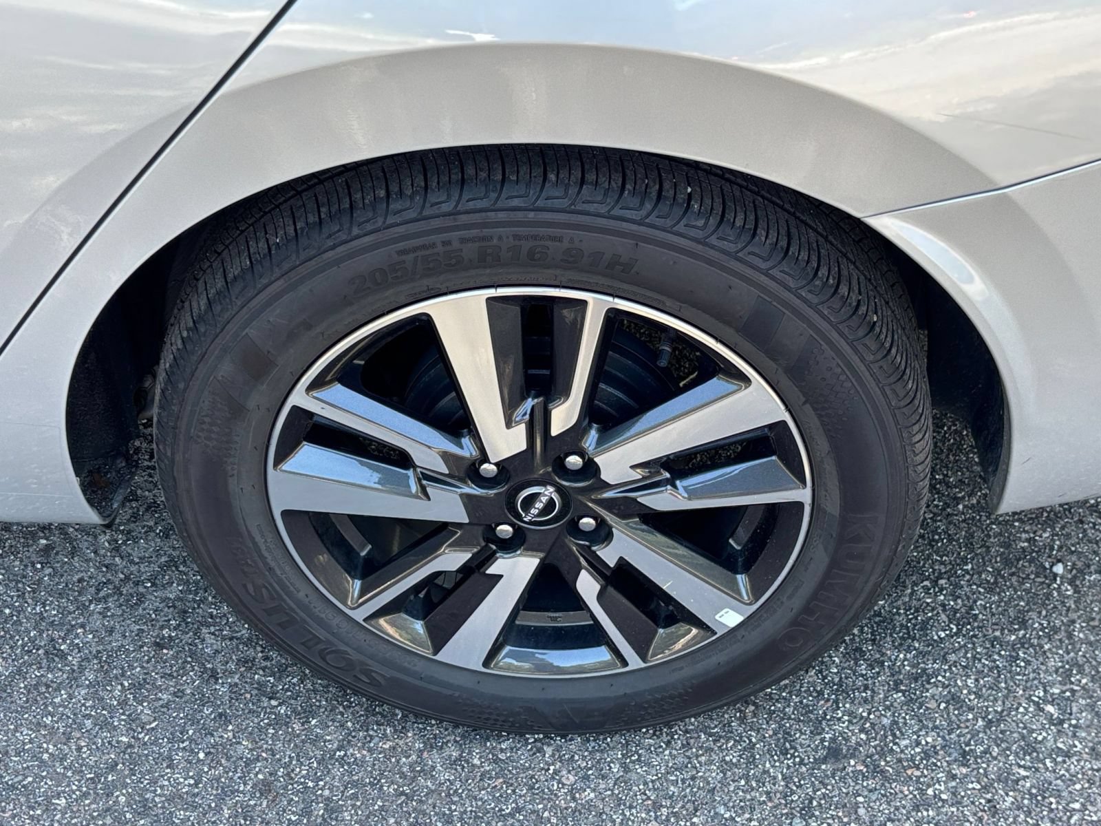 Thumbnail: 2025 Nissan Versa - 27