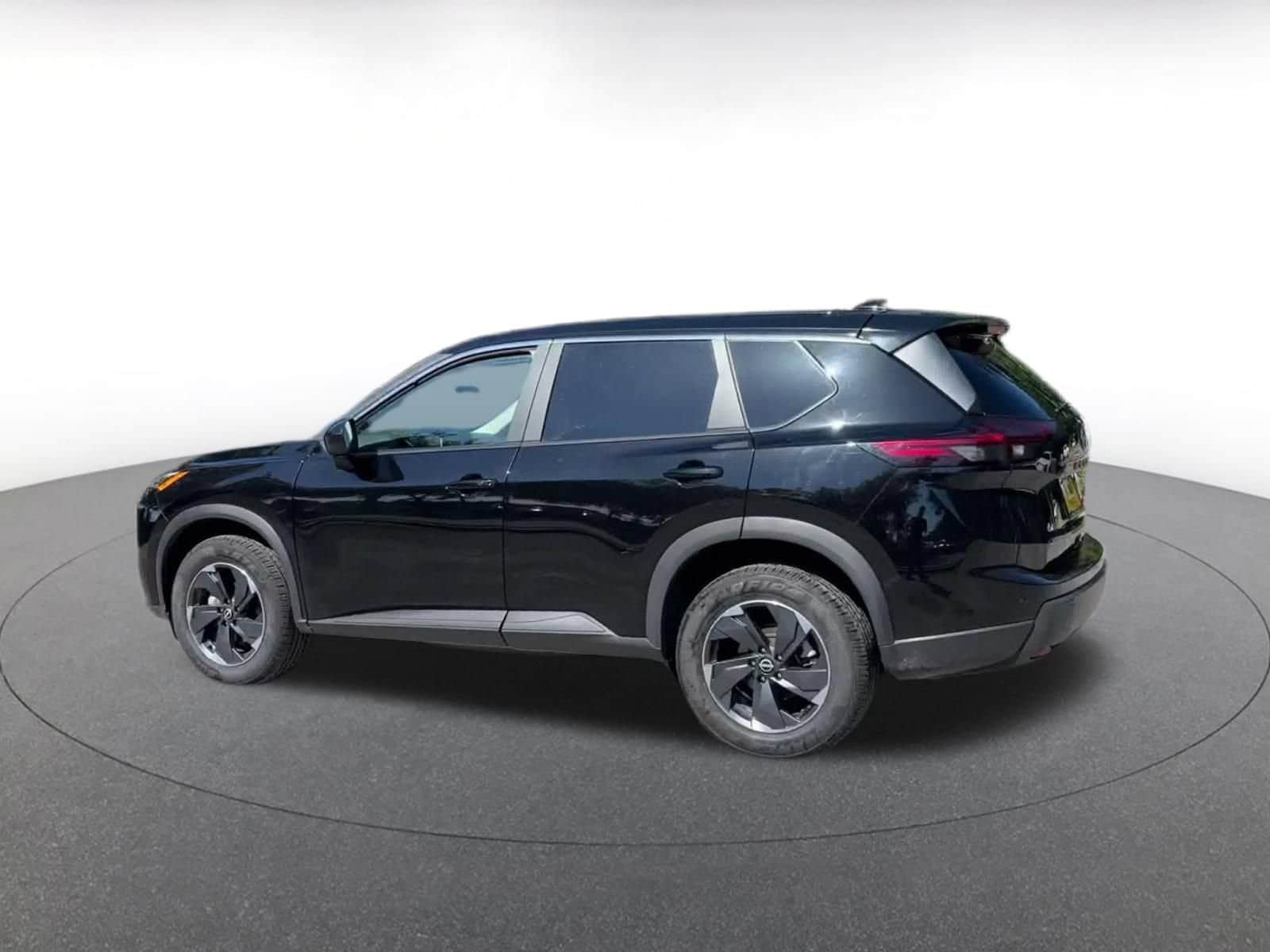 Thumbnail: 2025 Nissan Rogue - 8