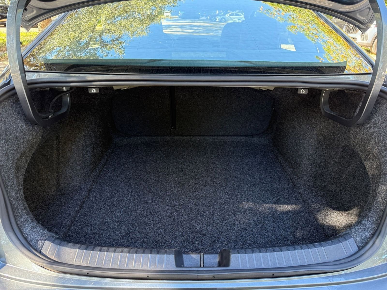 Thumbnail: 2025 Volkswagen Jetta - 24