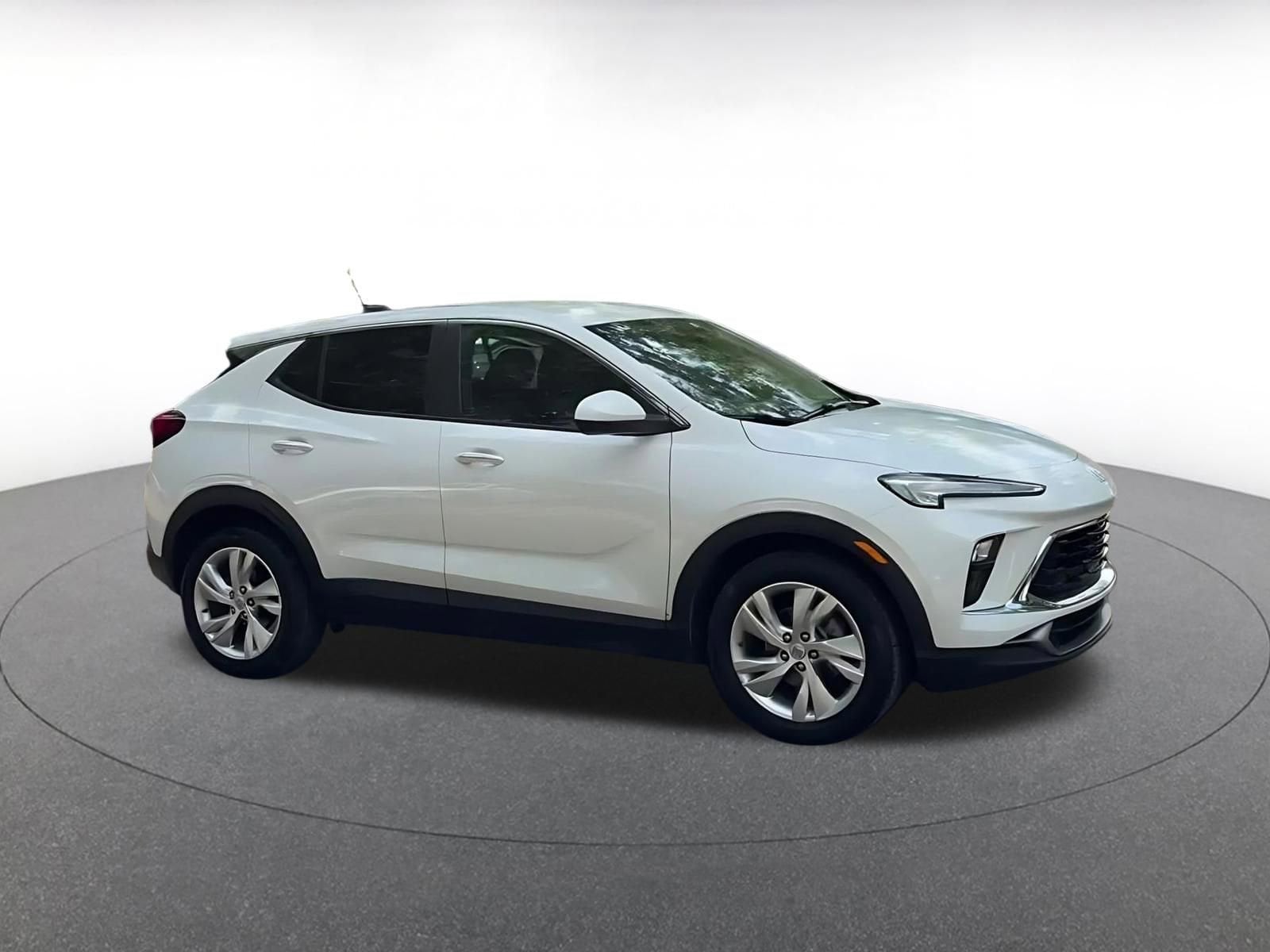 Thumbnail: 2025 Buick Encore GX - 2