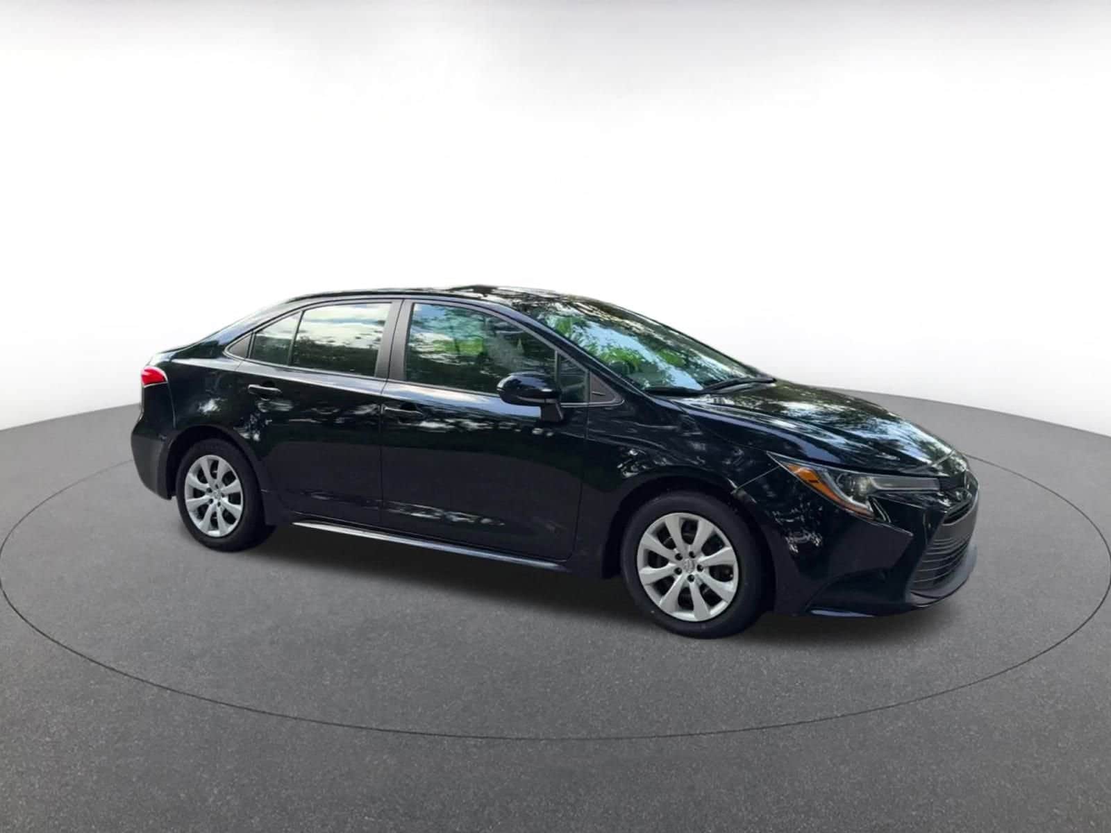 Thumbnail: 2023 Toyota Corolla - 2