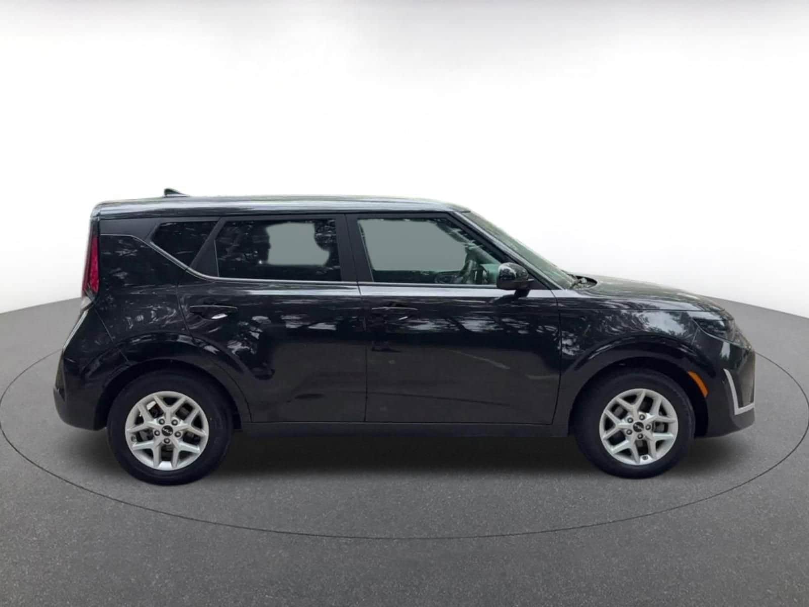 Thumbnail: 2025 Kia Soul - 17