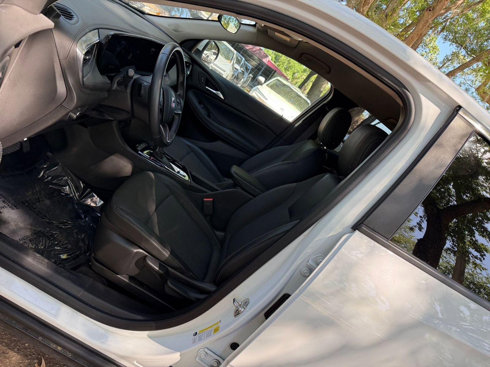 Thumbnail: 2025 Buick Encore GX - 23