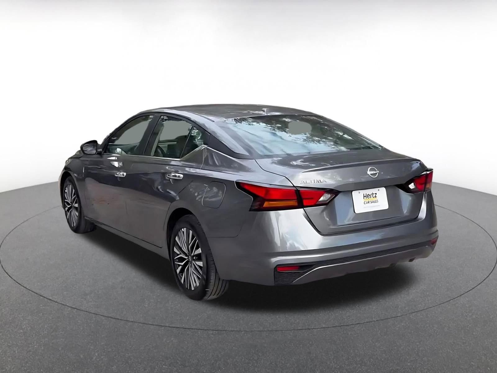 Thumbnail: 2025 Nissan Altima - 11