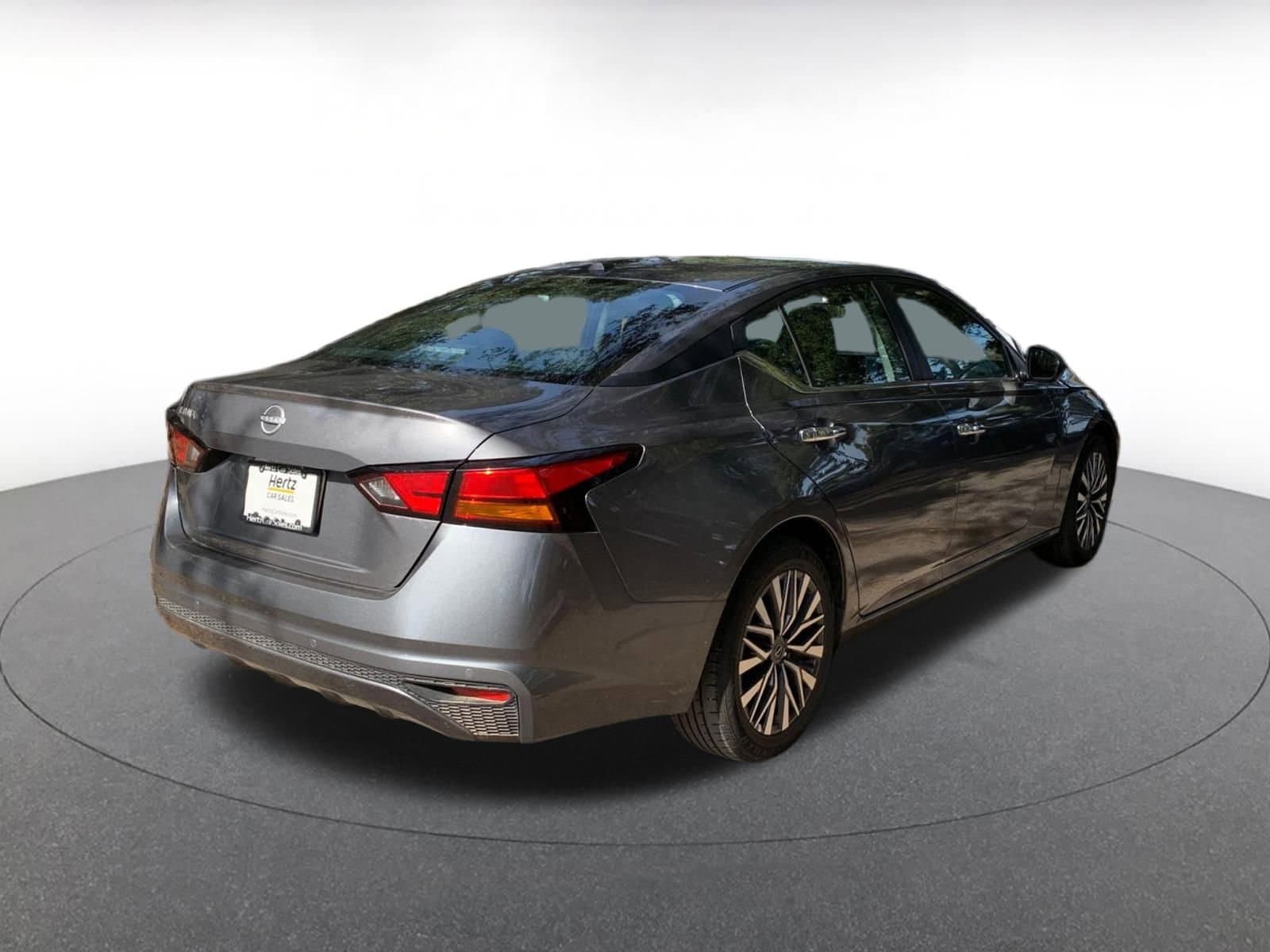 Thumbnail: 2025 Nissan Altima - 7