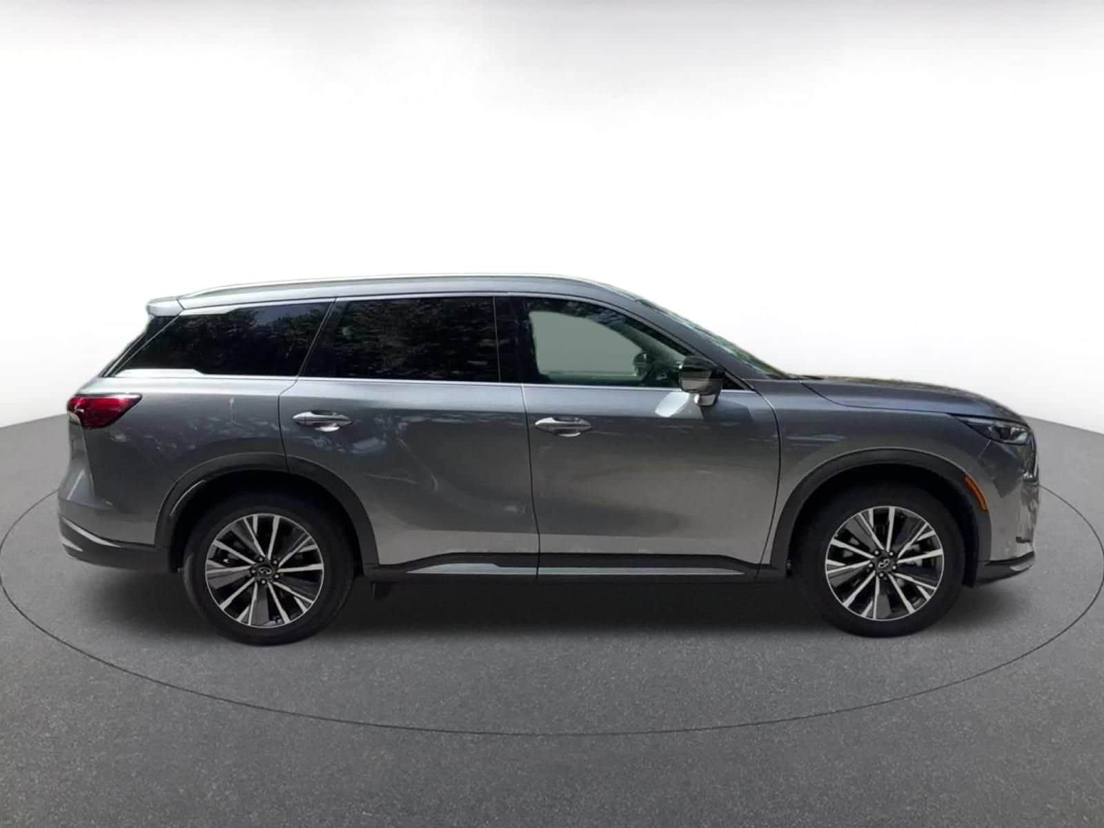 Thumbnail: 2026 INFINITI QX60 - 17