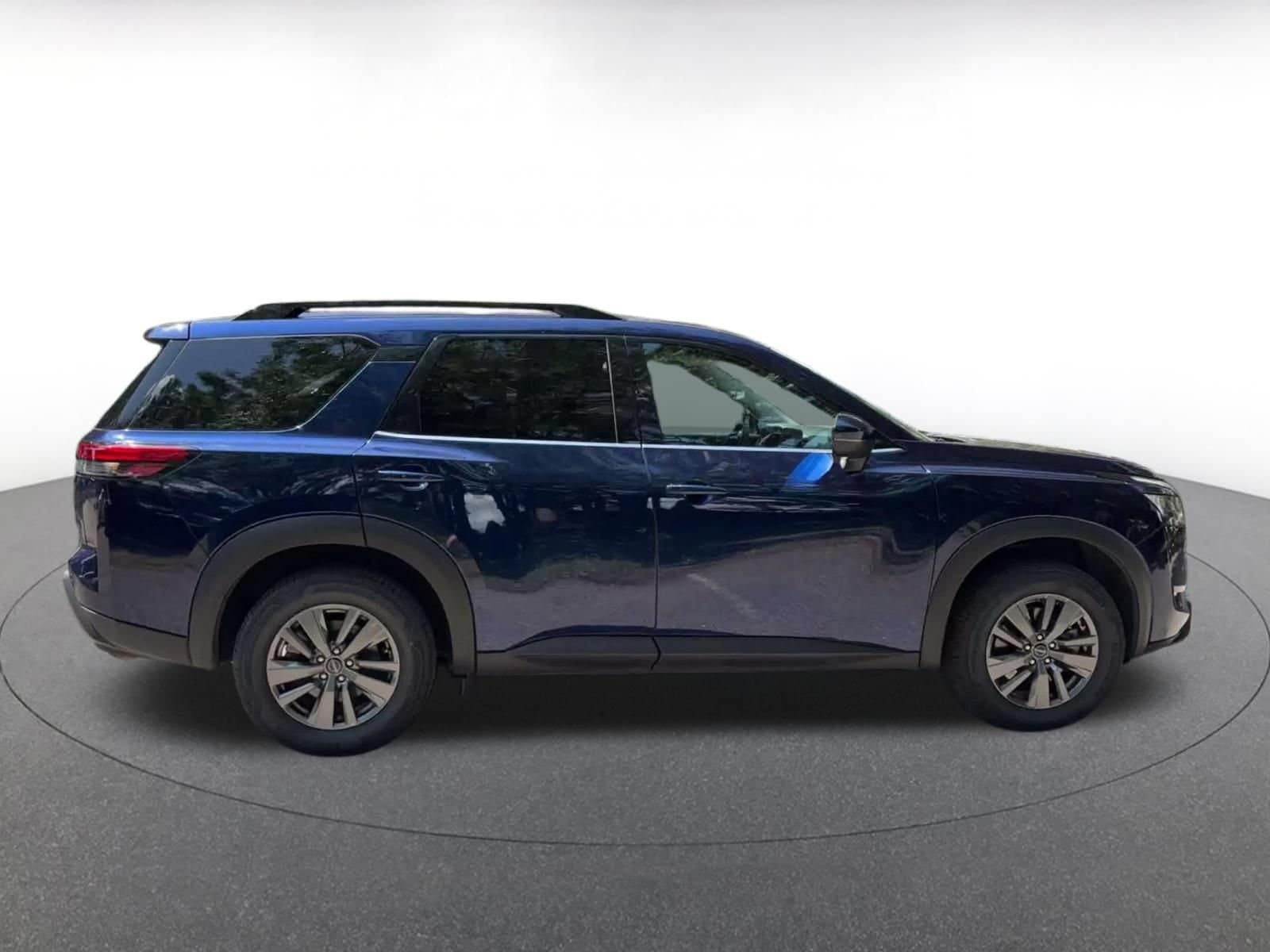 Thumbnail: 2025 Nissan Pathfinder - 15