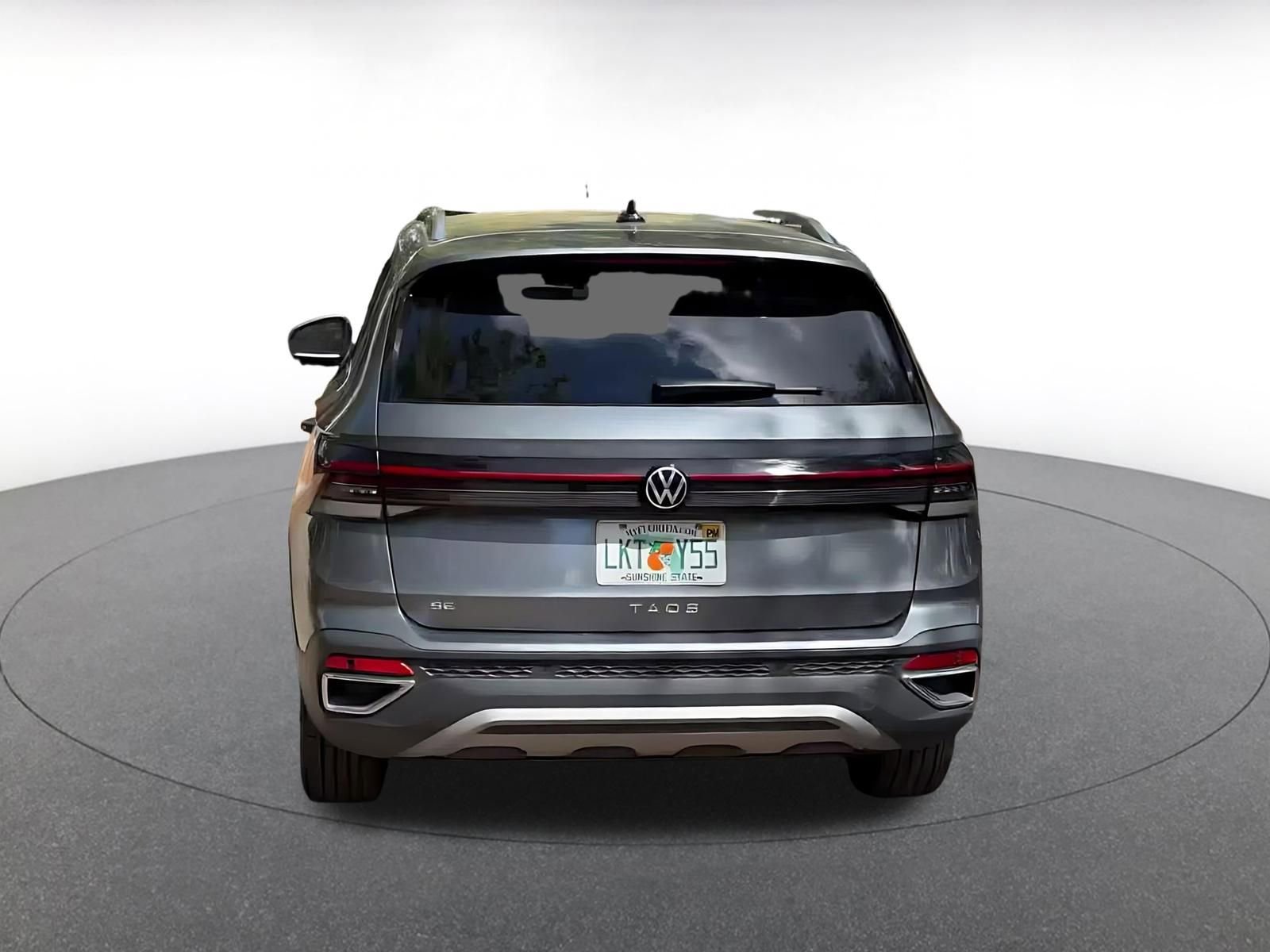 Thumbnail: 2025 Volkswagen Taos - 12