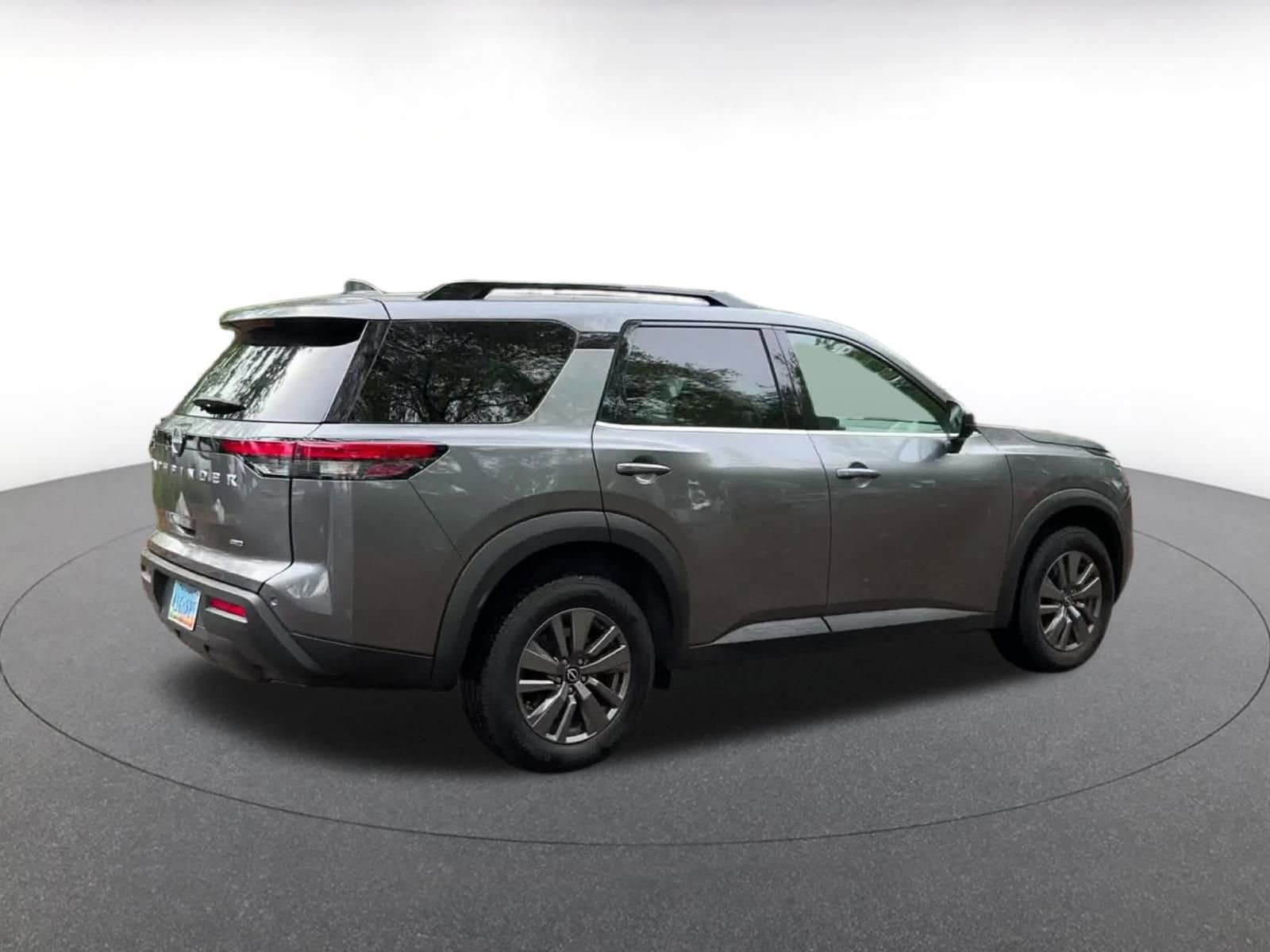 Thumbnail: 2025 Nissan Pathfinder - 15