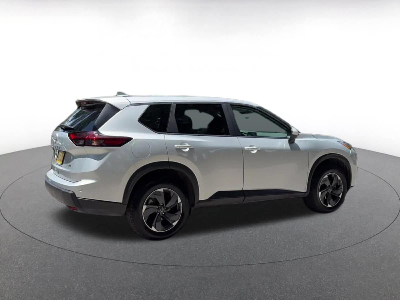 Thumbnail: 2025 Nissan Rogue - 15