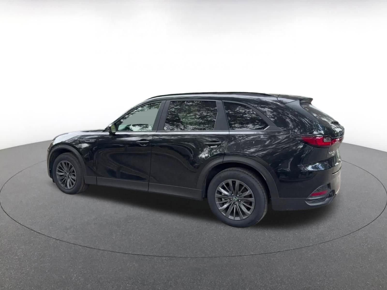 Thumbnail: 2025 Mazda CX-70 - 10