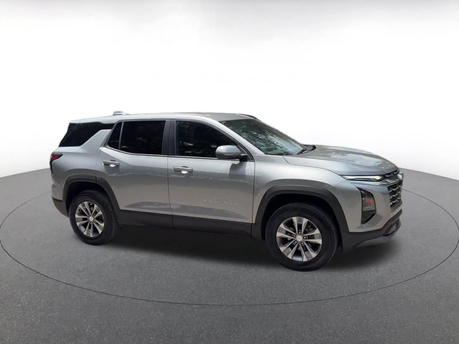 Thumbnail: 2025 Chevrolet Equinox - 2
