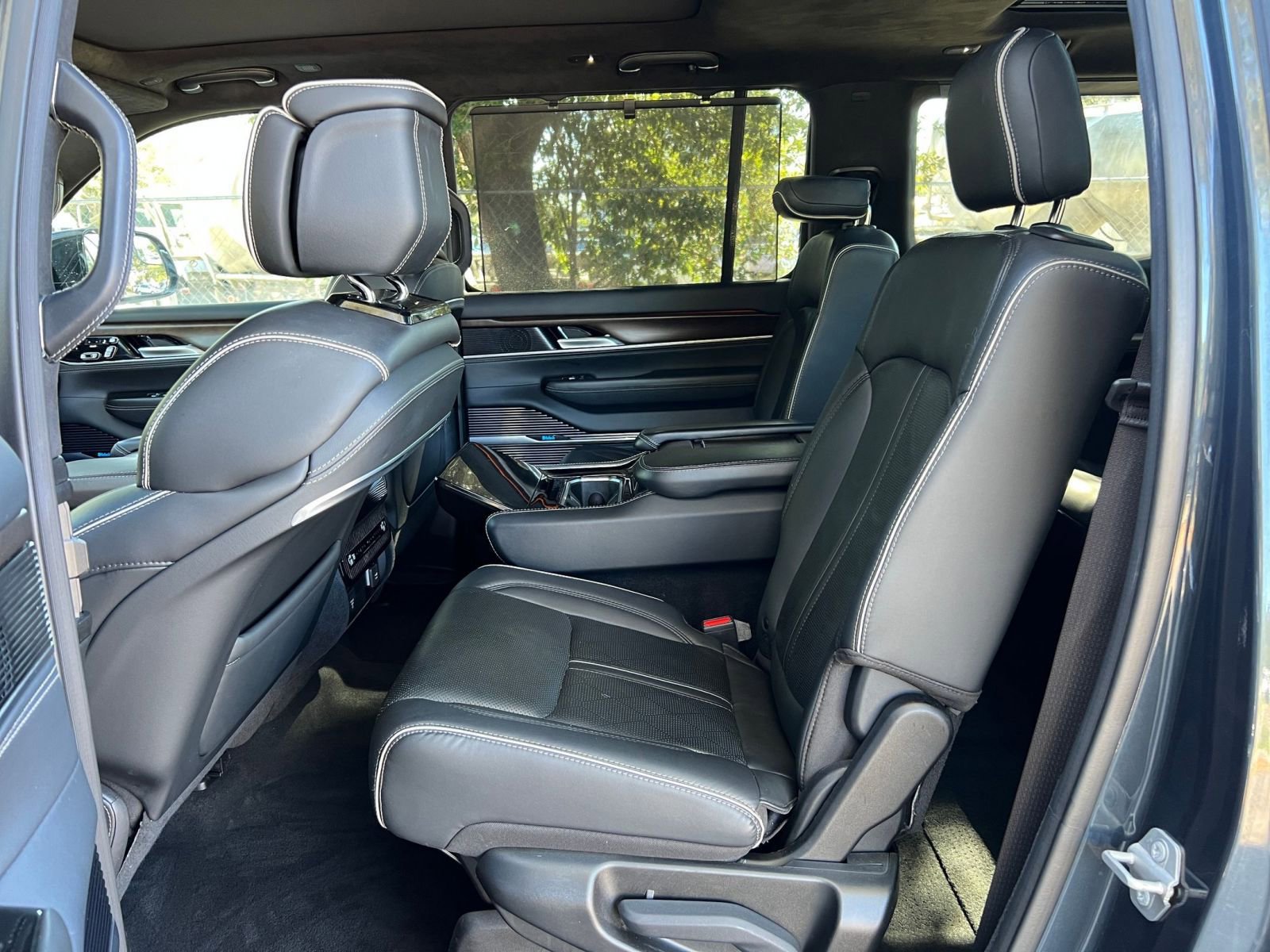 Thumbnail: 2023 Jeep Grand Wagoneer - 33