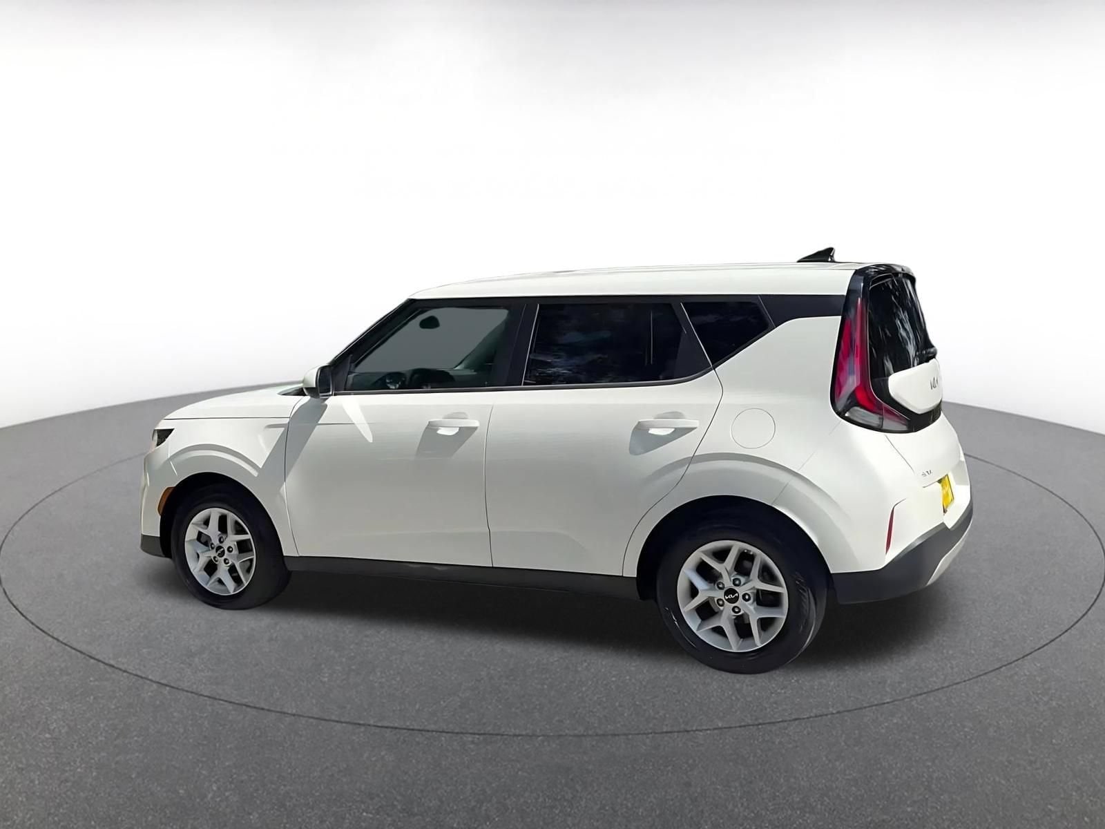 Thumbnail: 2025 Kia Soul - 10