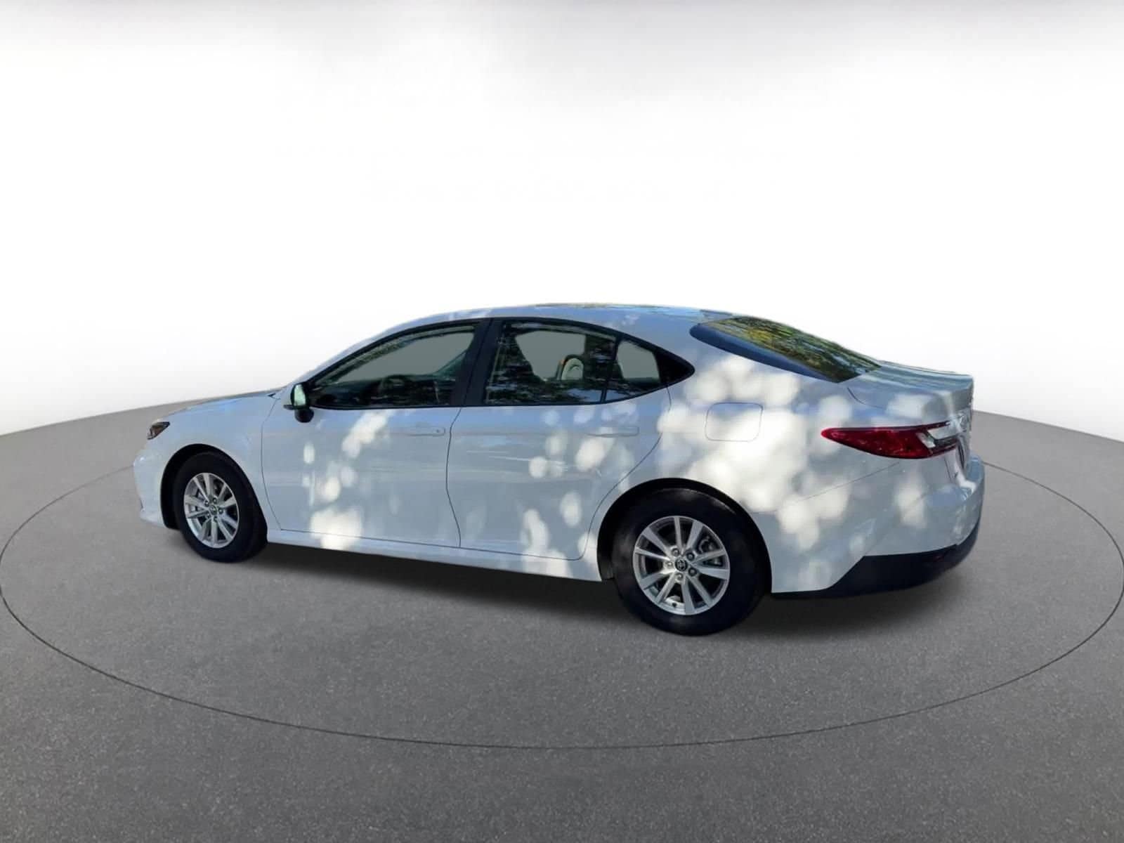 Thumbnail: 2025 Toyota Camry - 10