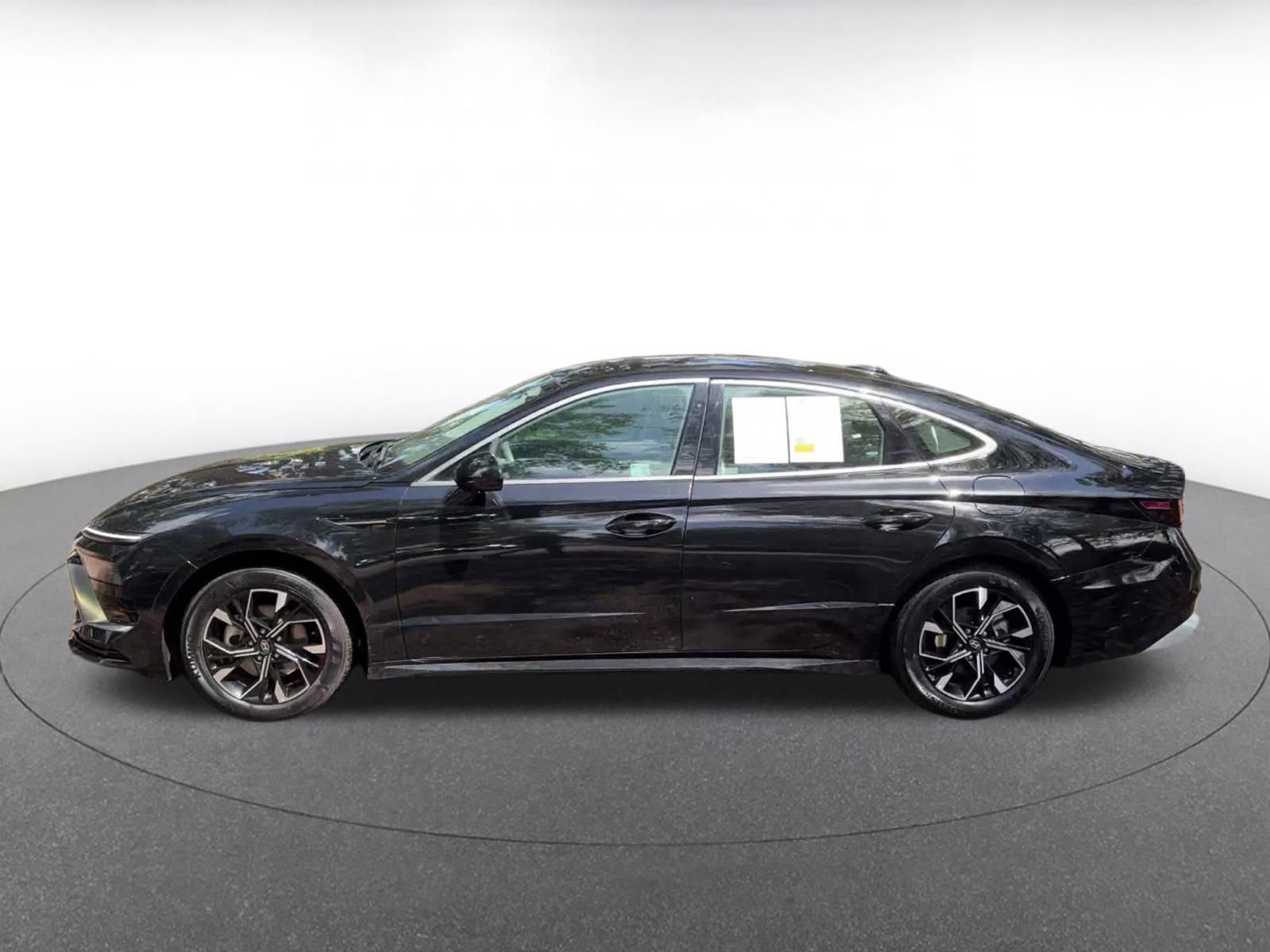 Thumbnail: 2025 Hyundai Sonata - 9