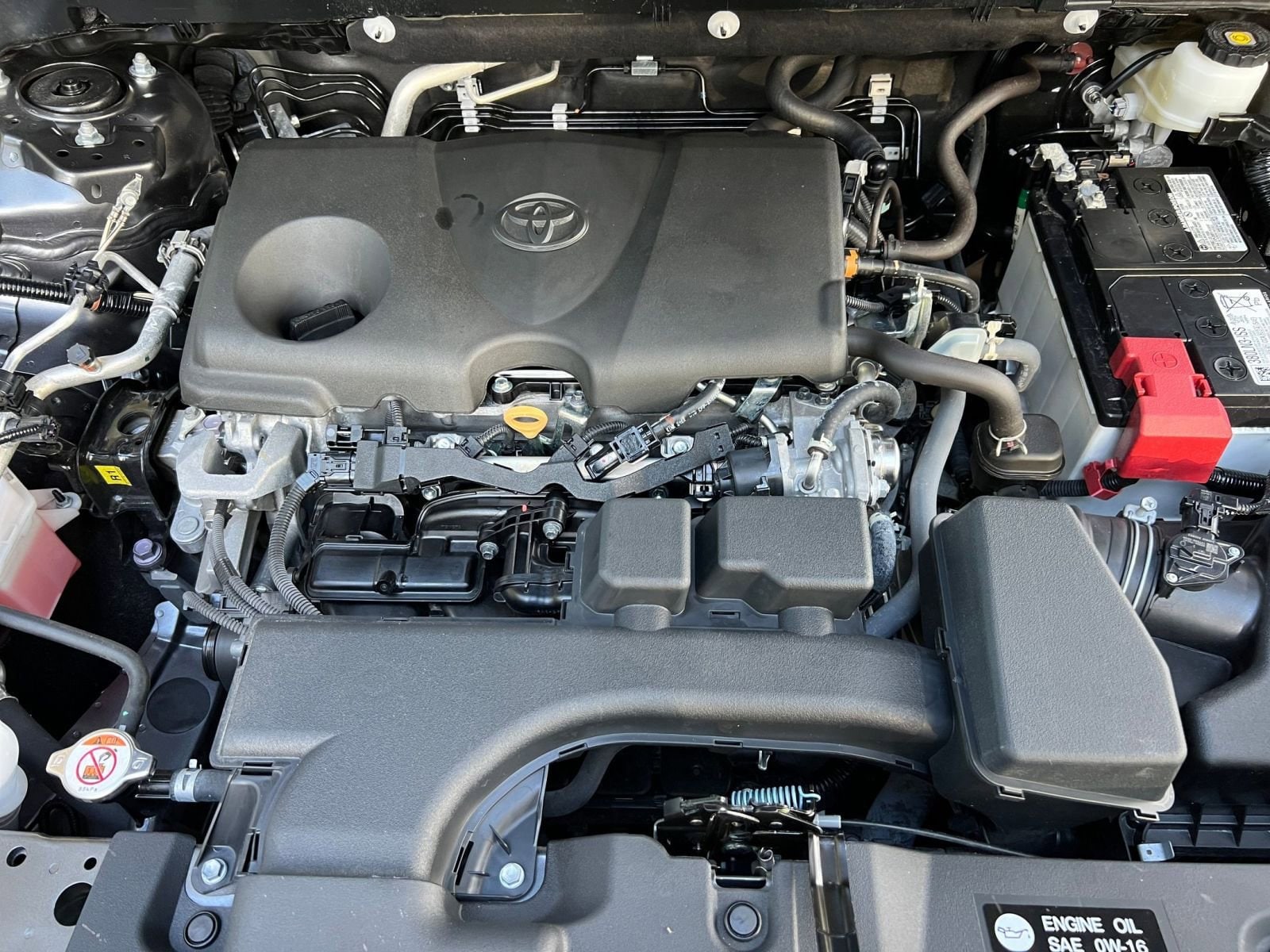 Thumbnail: 2025 Toyota RAV4 - 25