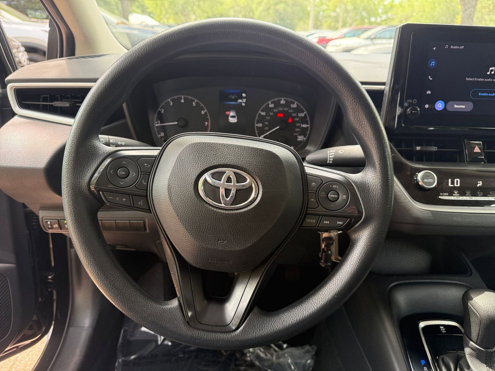 Thumbnail: 2025 Toyota Corolla - 25