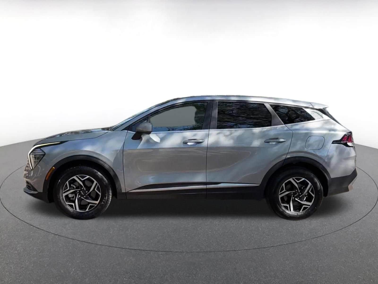 Thumbnail: 2025 Kia Sportage - 9
