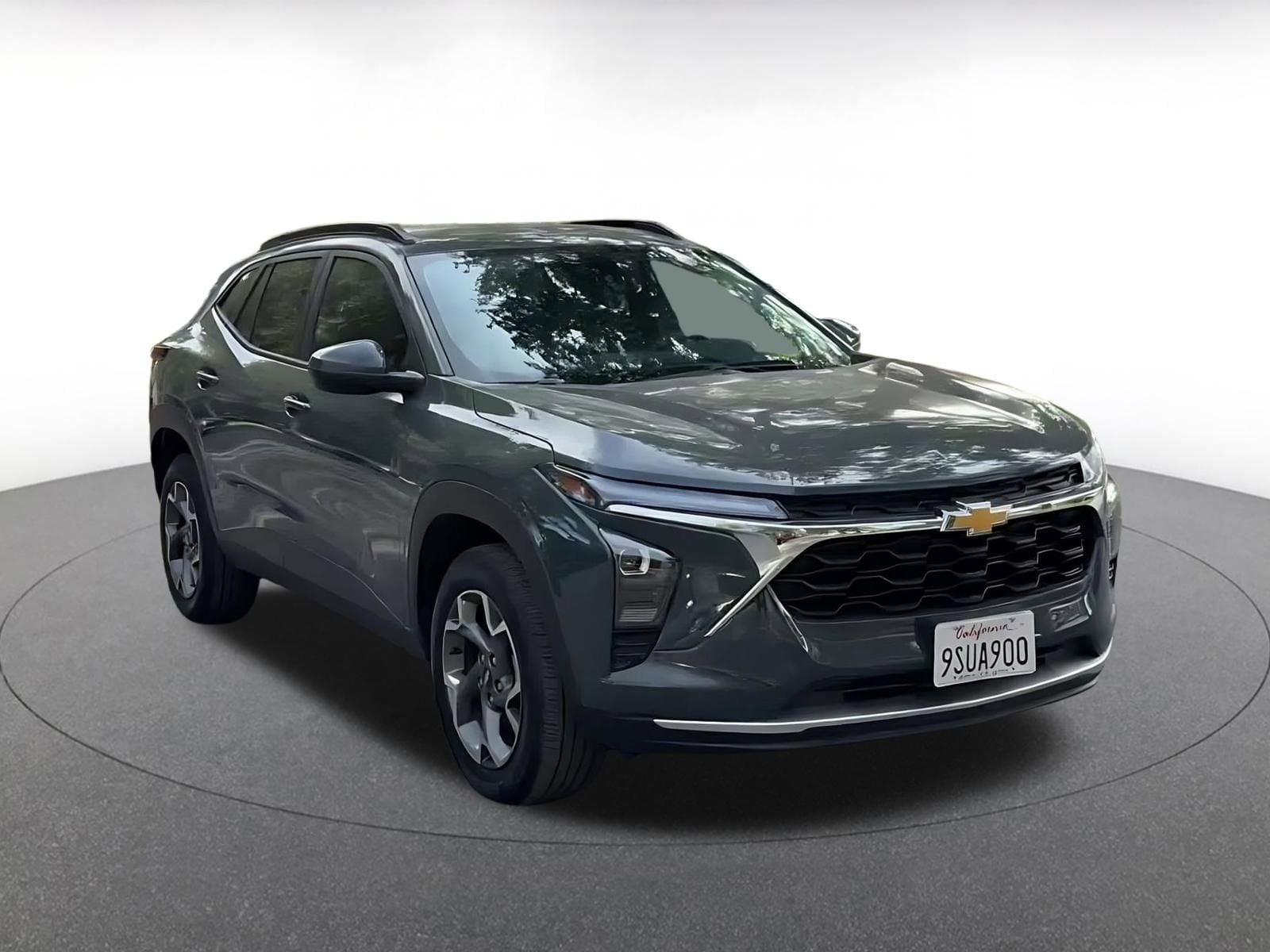 Thumbnail: 2025 Chevrolet Trax - 3