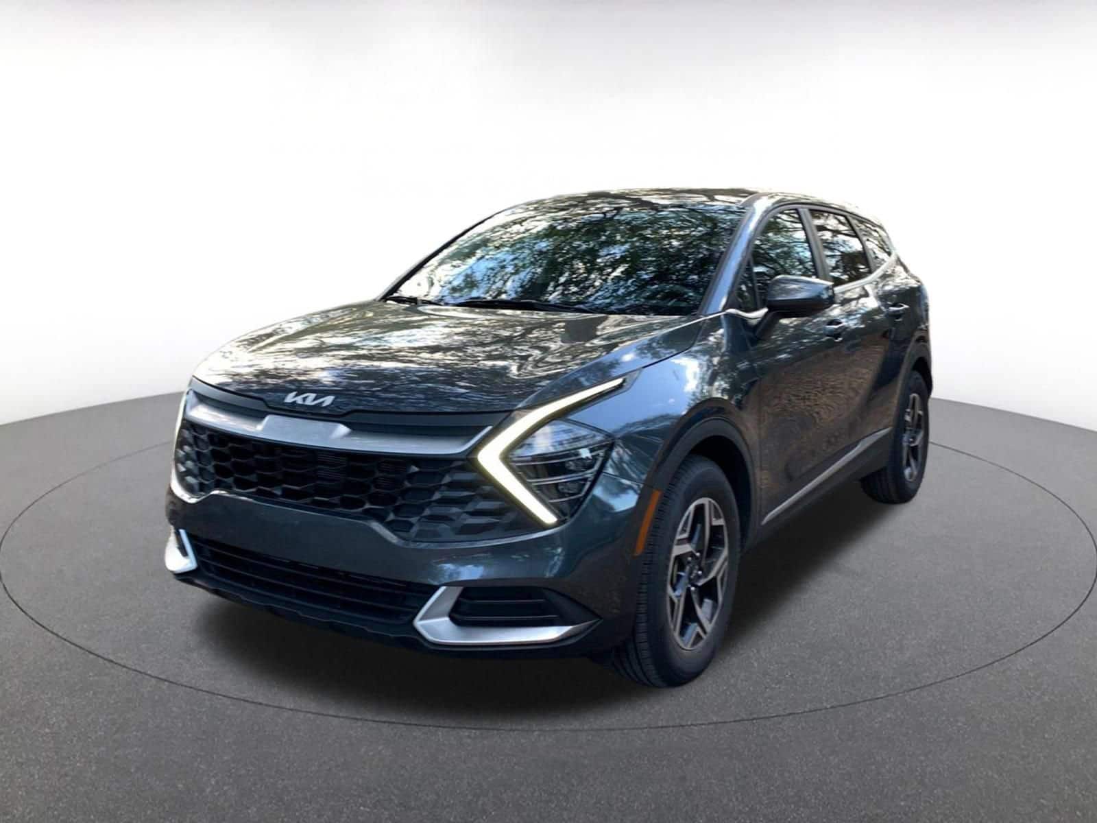 Thumbnail: 2025 Kia Sportage - 3