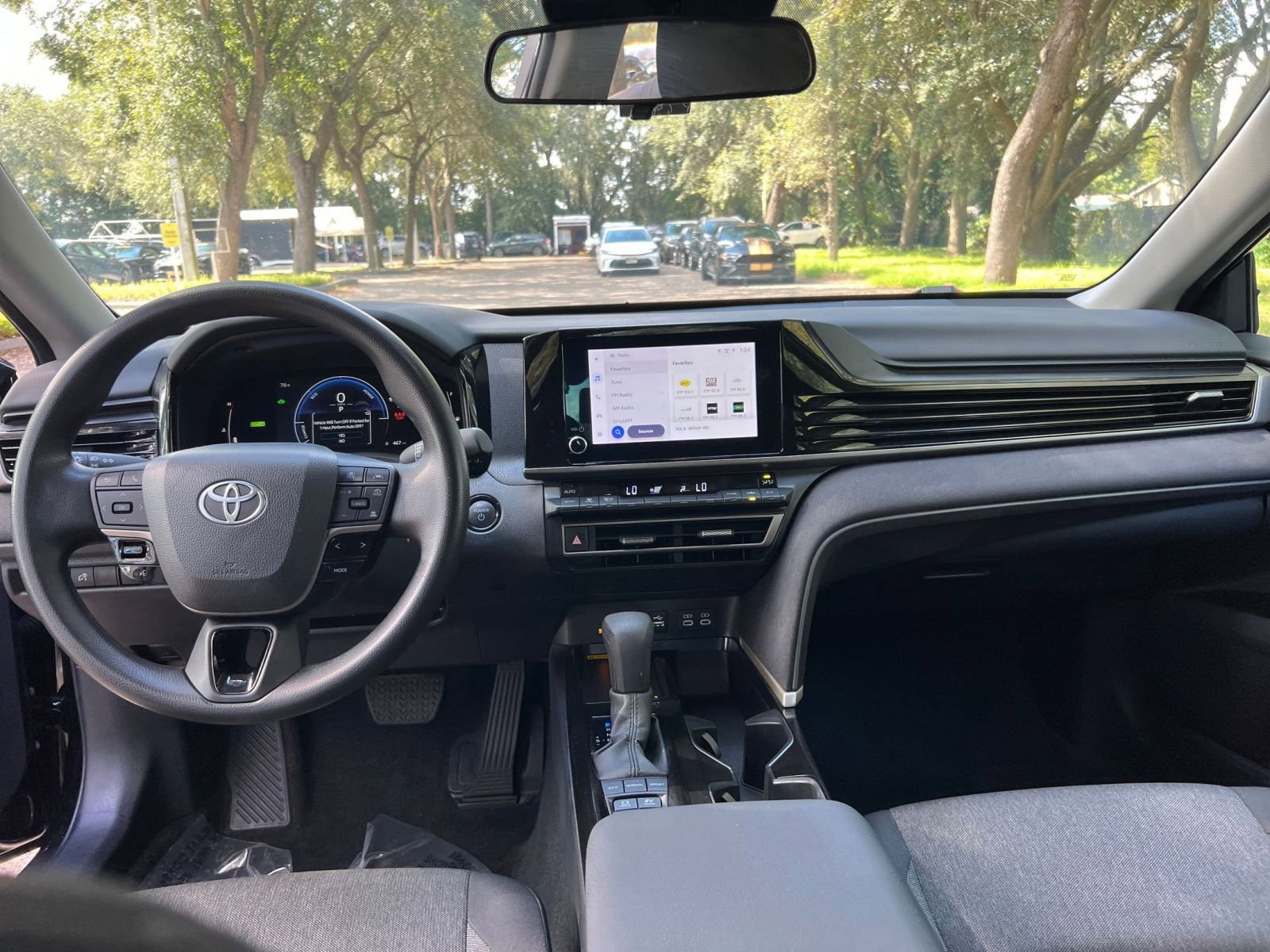 Thumbnail: 2025 Toyota Camry - 27