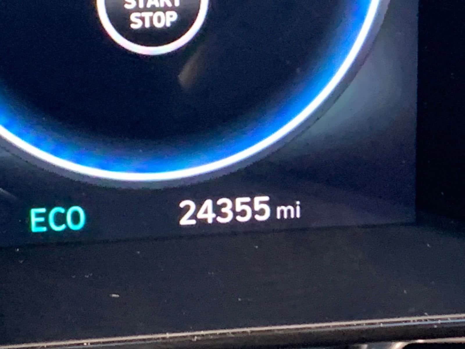 Thumbnail: 2025 Toyota Camry - 9