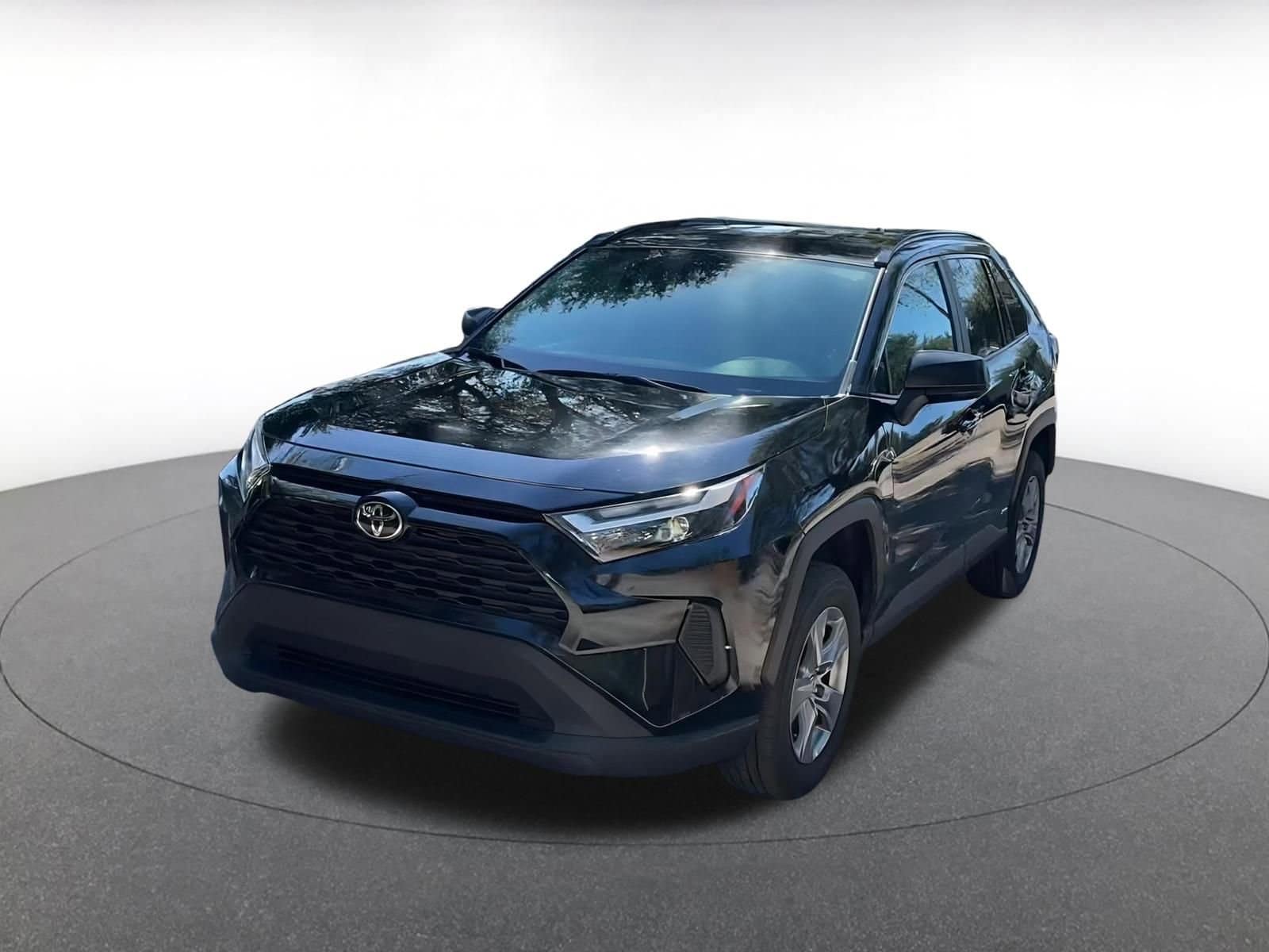 Thumbnail: 2025 Toyota RAV4 - 7