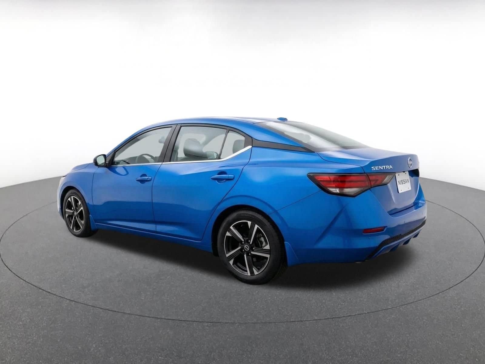 Thumbnail: 2025 Nissan Sentra - 8