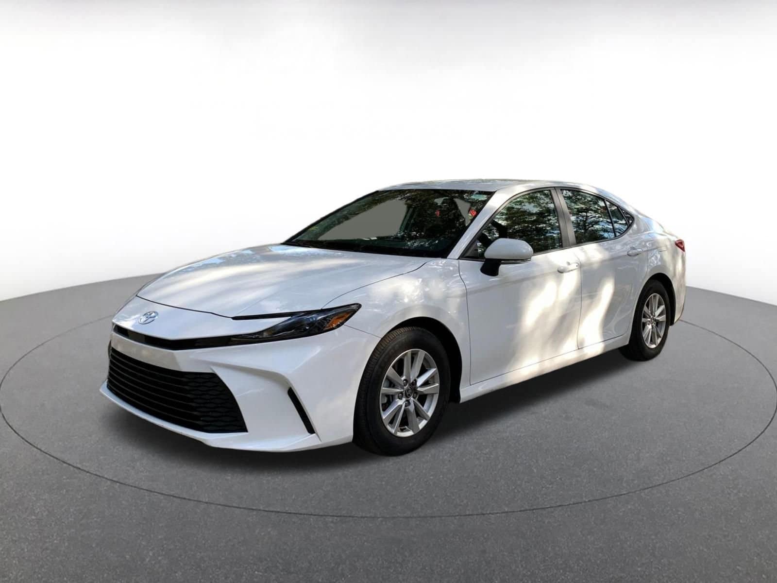 Thumbnail: 2025 Toyota Camry - 3