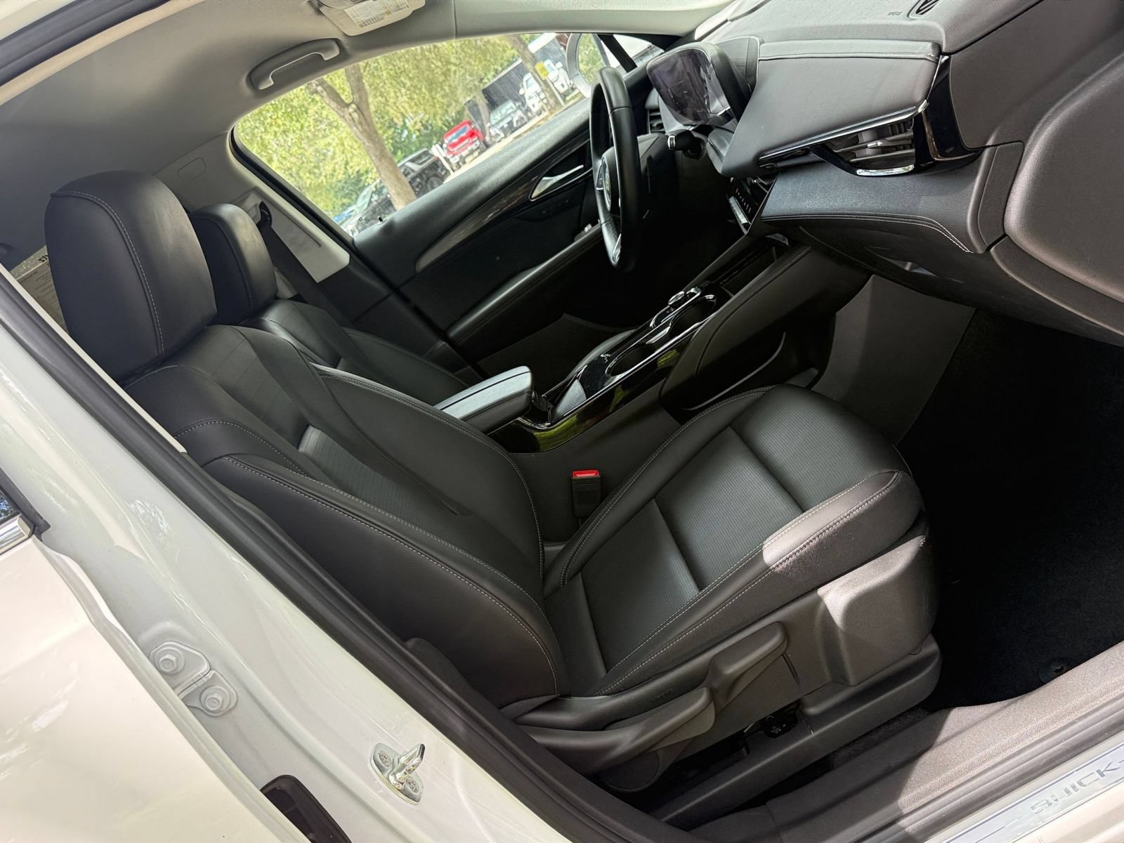 Thumbnail: 2024 Buick Envision - 26
