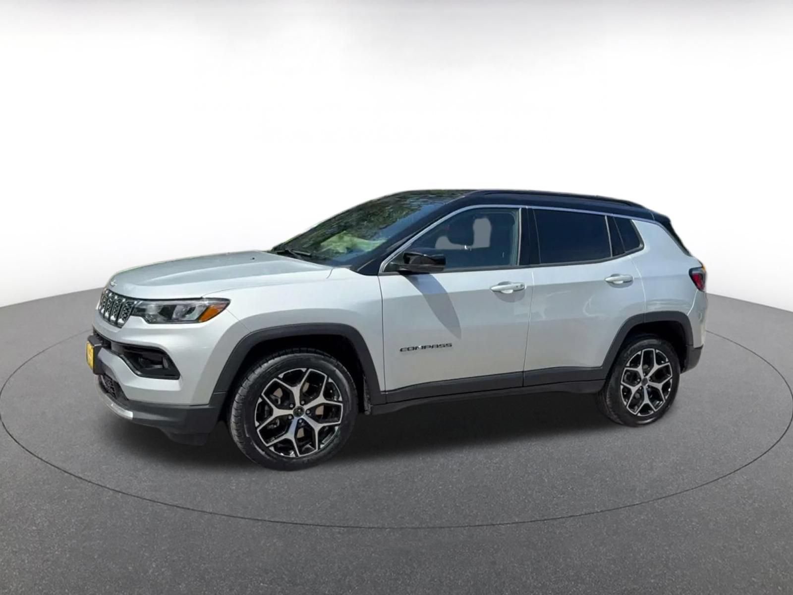 Thumbnail: 2025 Jeep Compass - 7