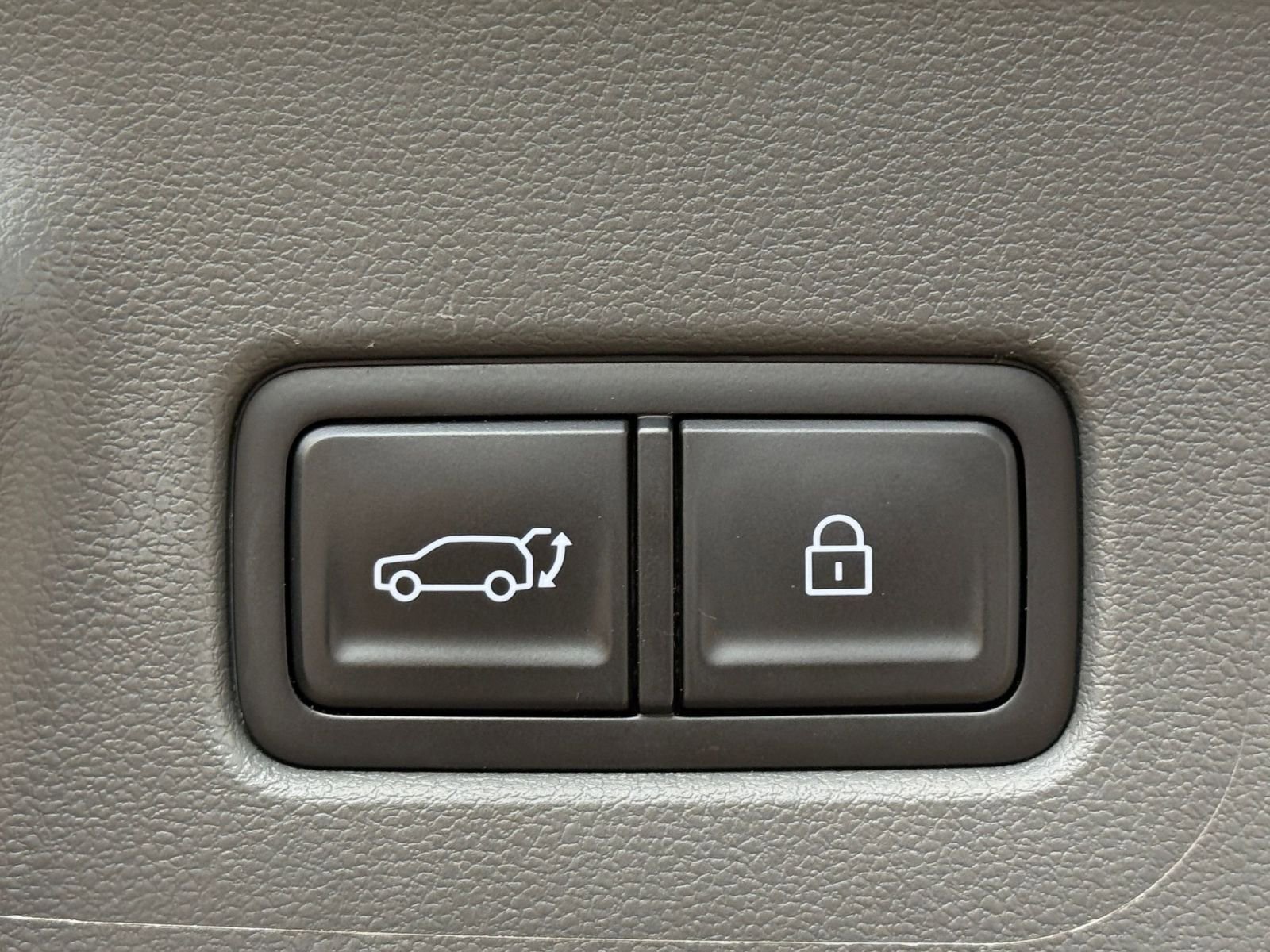 Thumbnail: 2025 Hyundai Santa Fe - 24