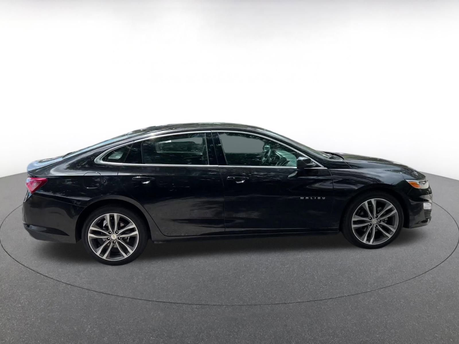 Thumbnail: 2024 Chevrolet Malibu - 16