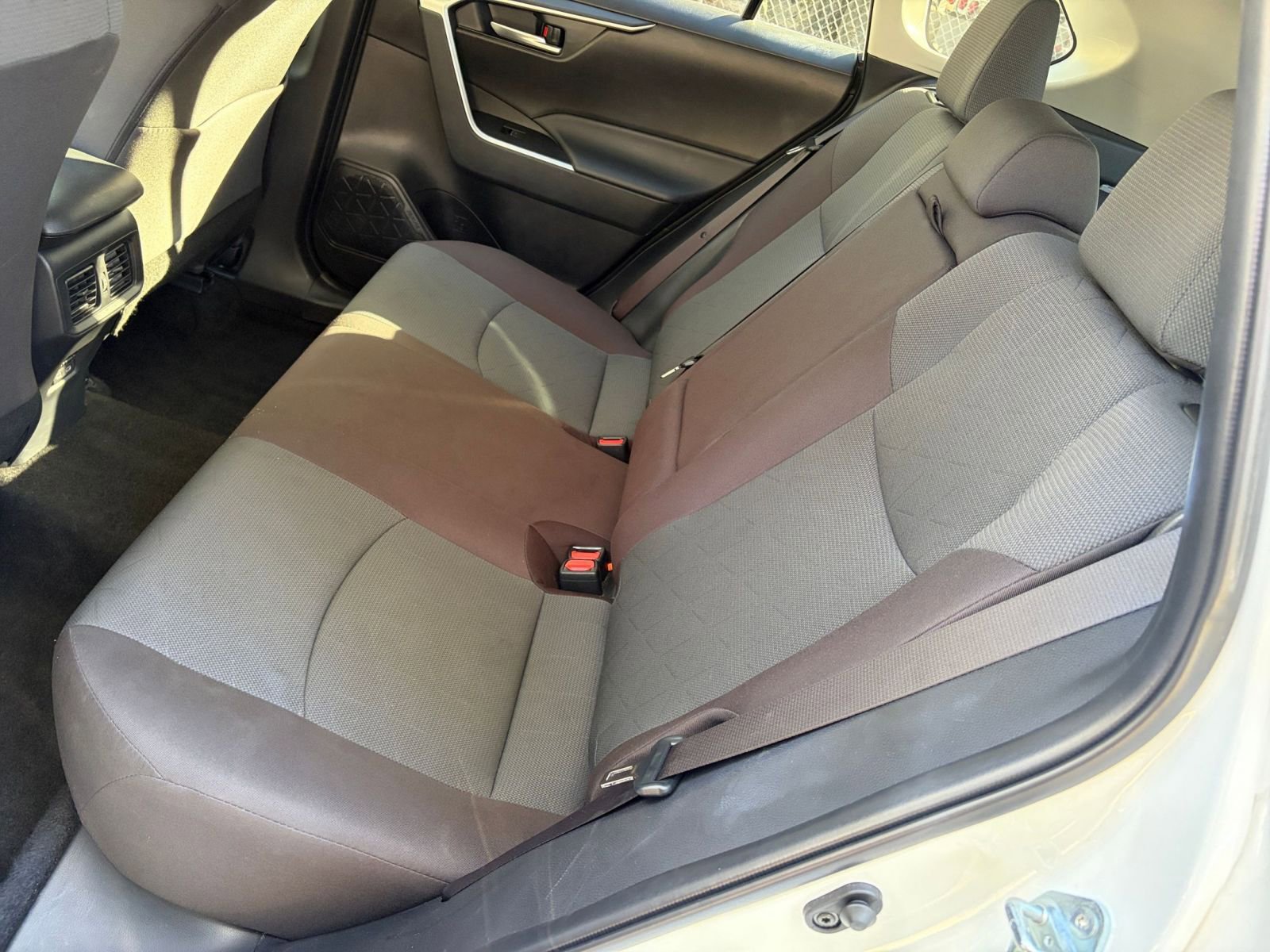 Thumbnail: 2025 Toyota RAV4 - 35