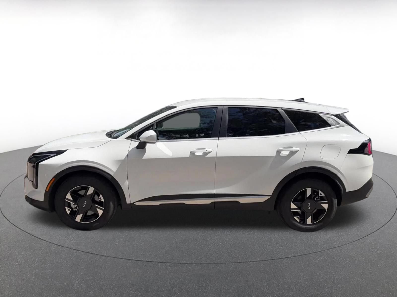 Thumbnail: 2026 Kia Sportage - 9