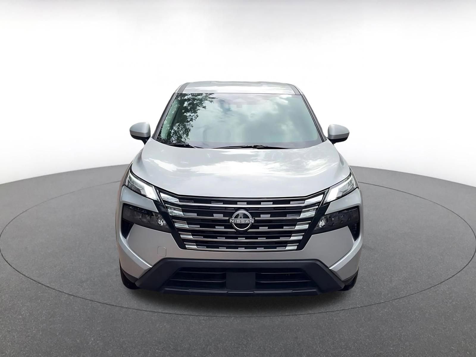 Thumbnail: 2025 Nissan Rogue - 4