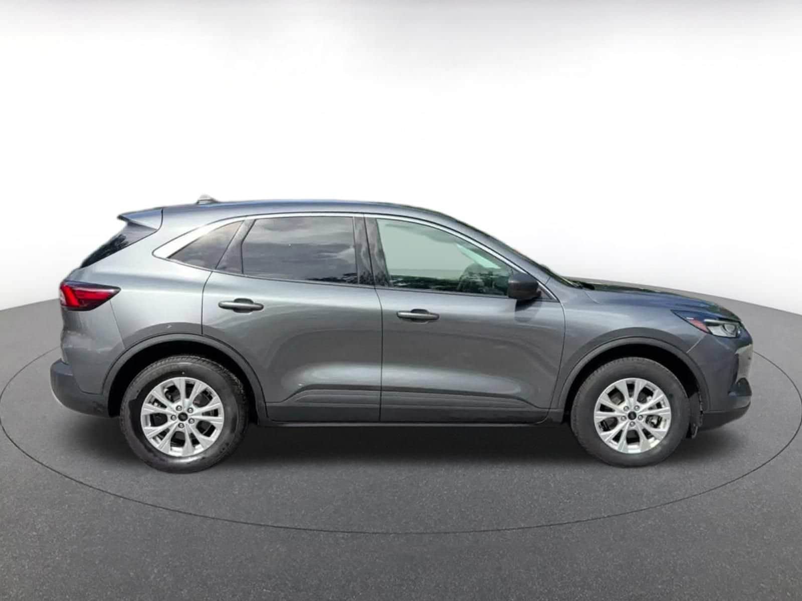 Thumbnail: 2024 Ford Escape - 15