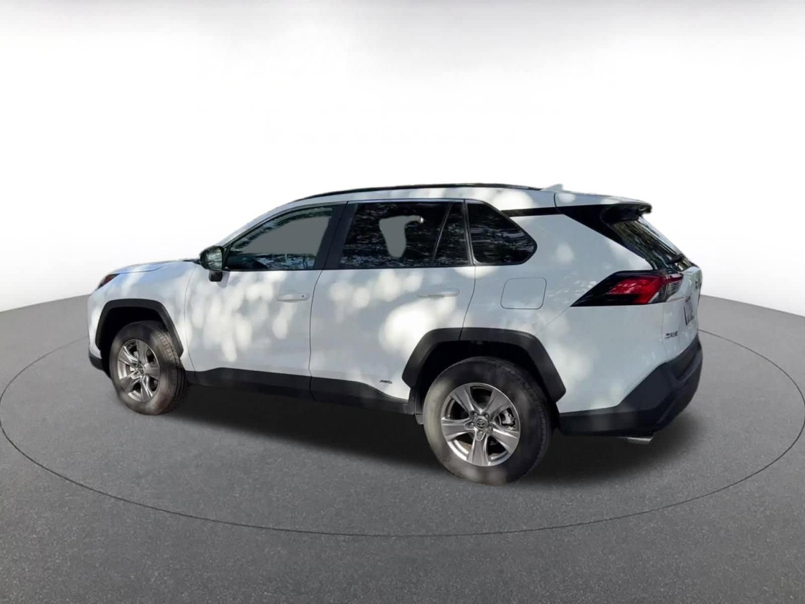 Thumbnail: 2025 Toyota RAV4 - 10