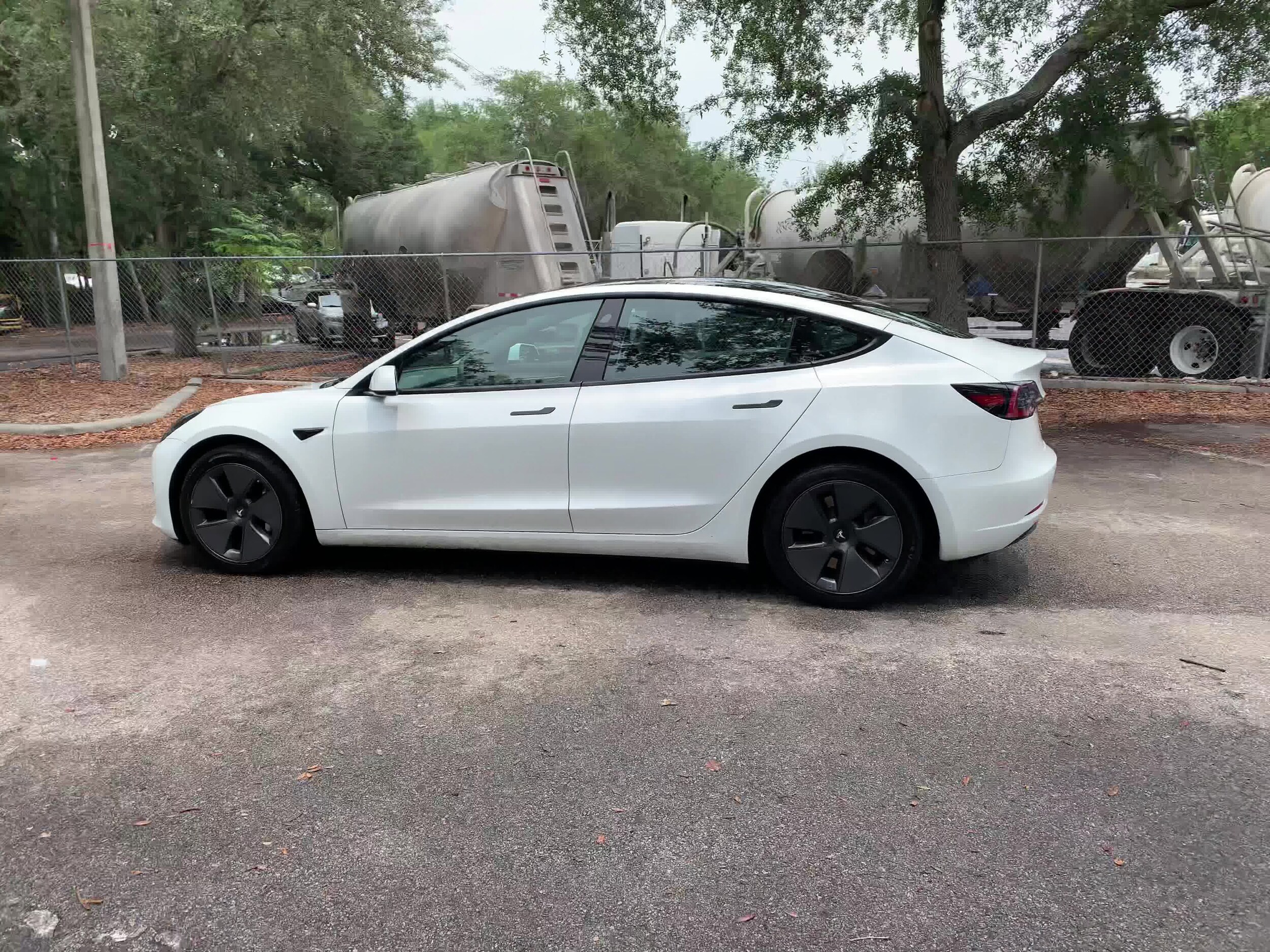 2023 Tesla Model 3 Standard Range 8