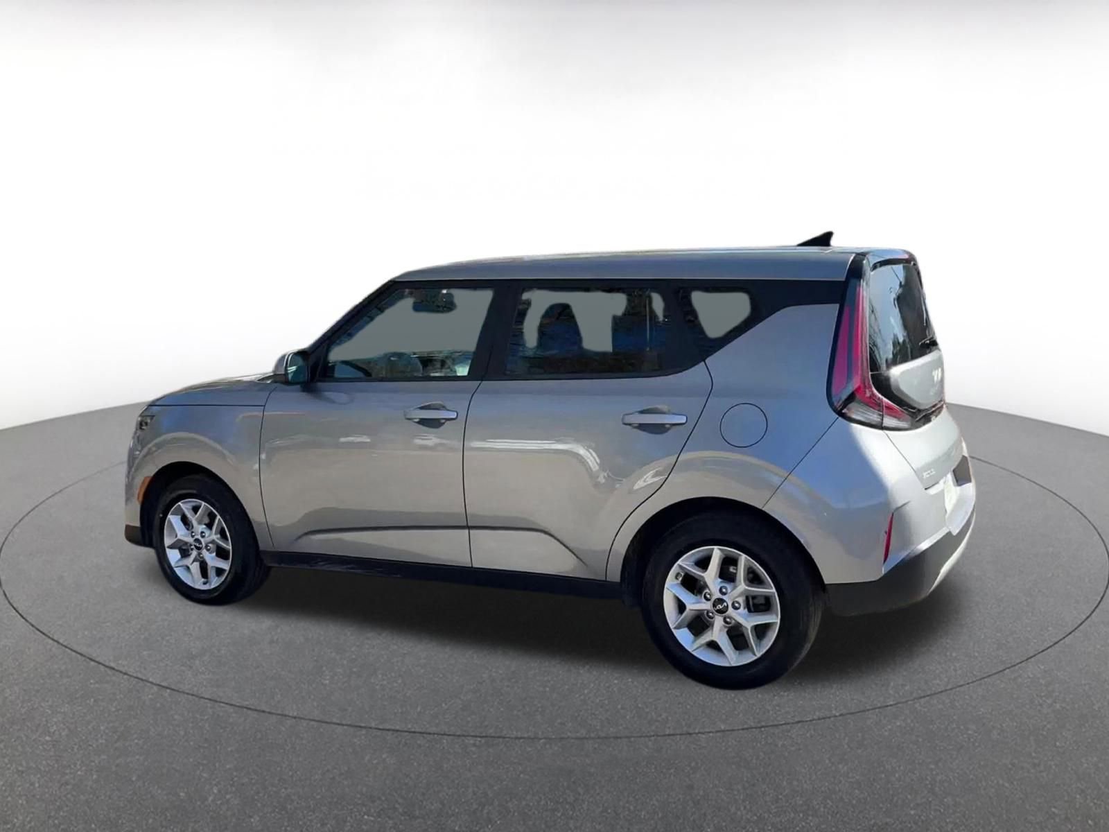 Thumbnail: 2025 Kia Soul - 10