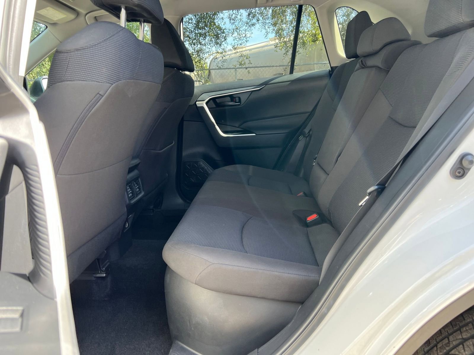 Thumbnail: 2025 Toyota RAV4 - 20