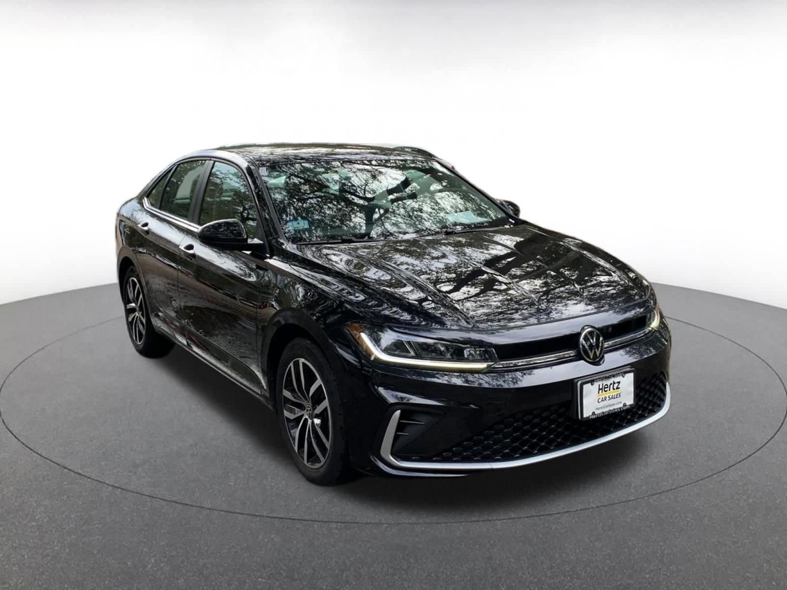 Thumbnail: 2025 Volkswagen Jetta - 1