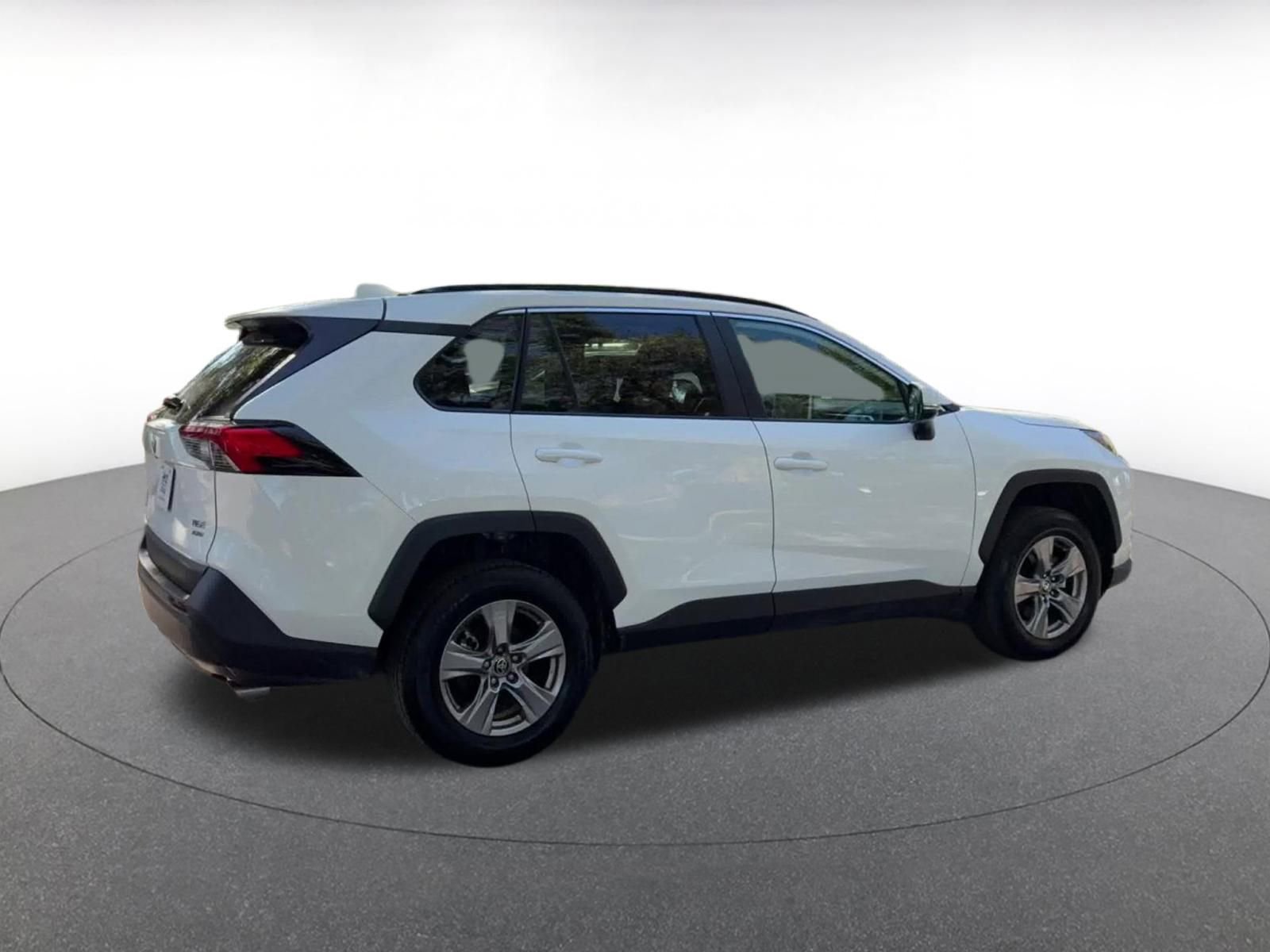 Thumbnail: 2025 Toyota RAV4 - 16