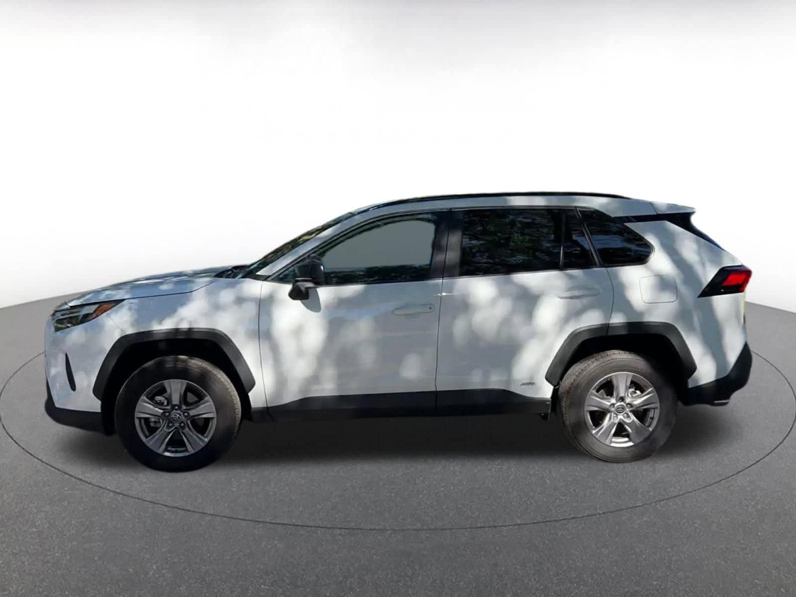 Thumbnail: 2025 Toyota RAV4 - 9