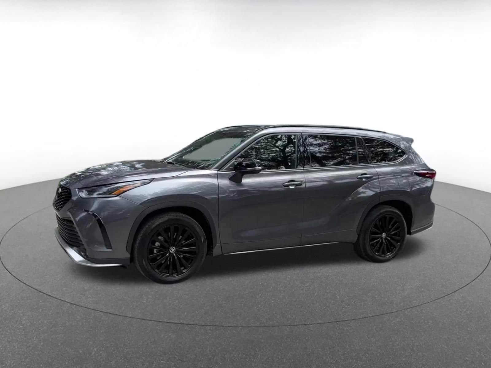 Thumbnail: 2025 Toyota Highlander - 8